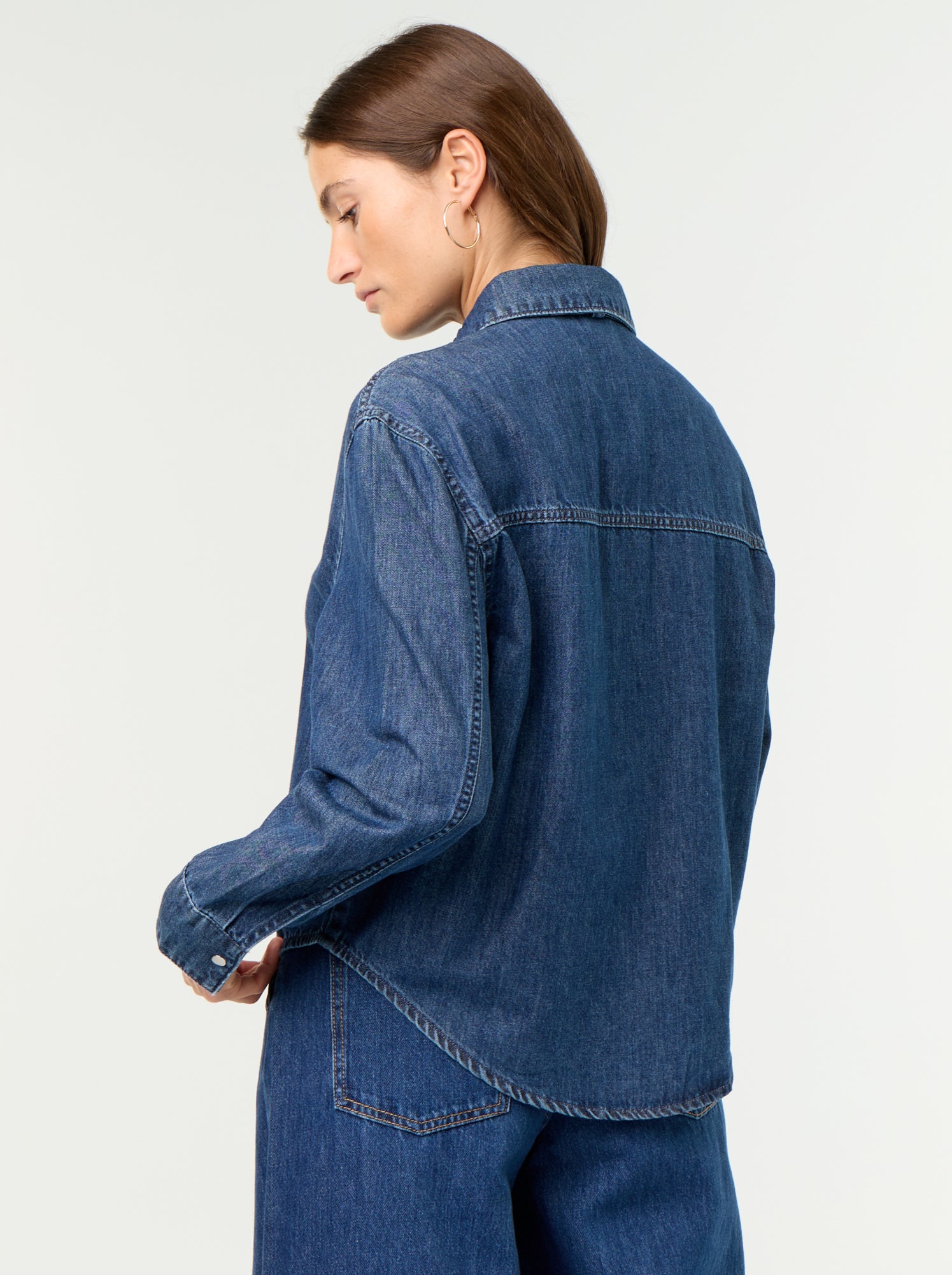 Chemise en denim avec col lavallière - Bleu (GJM18_4)