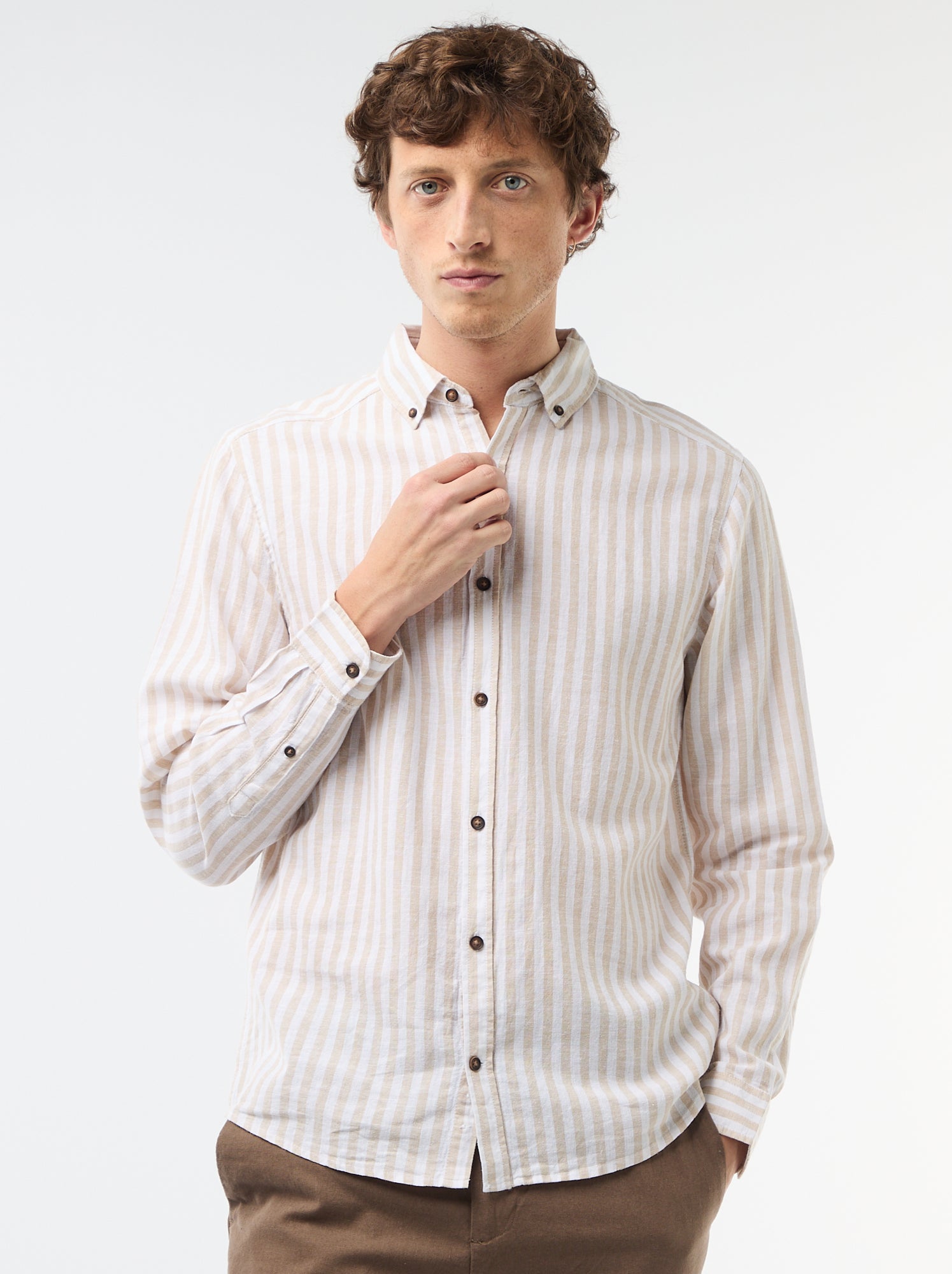 Chemise en lin et coton rayée - Beige