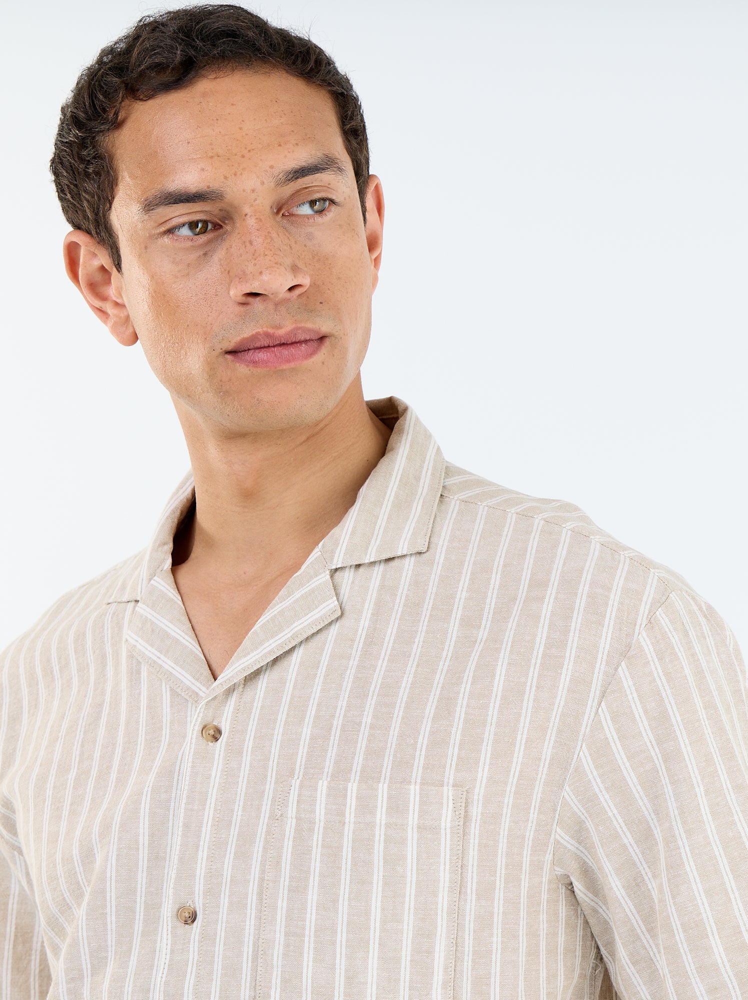 Chemise en lin mélangé à manches courtes - Beige