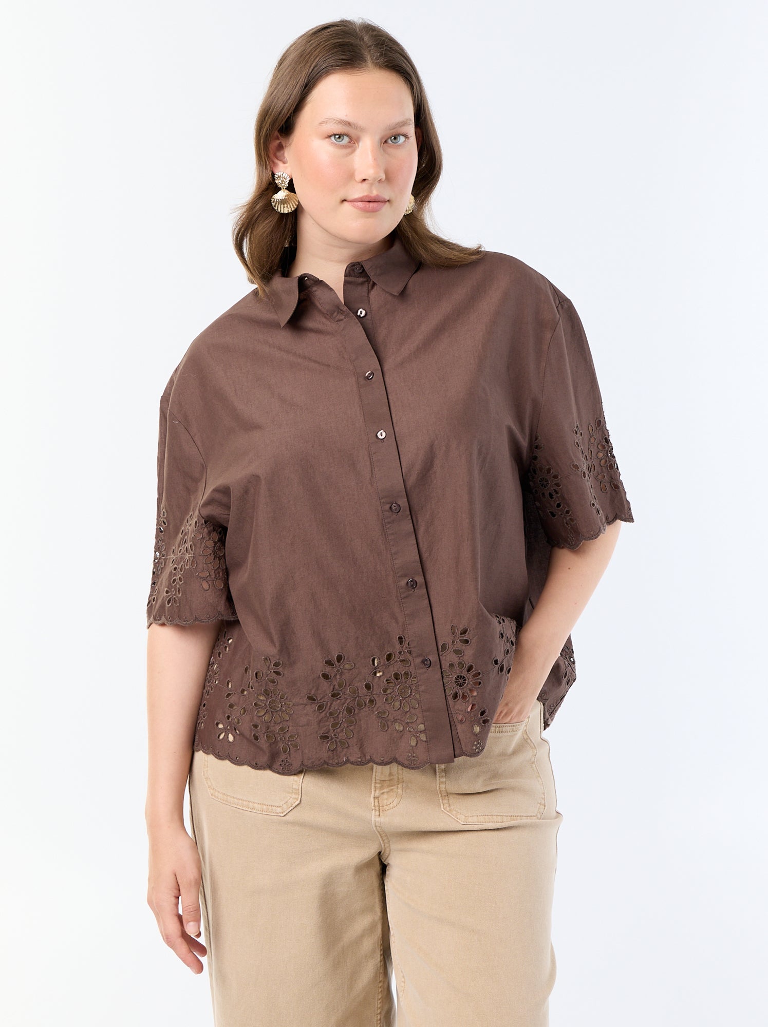 Chemise manches courtes avec broderie ajourée - Marron