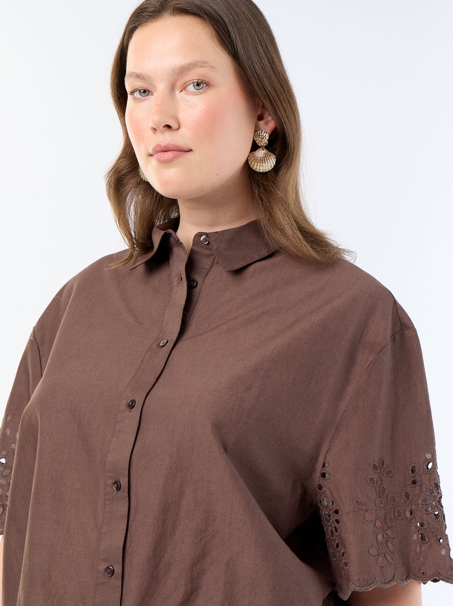 Chemise manches courtes avec broderie ajourée - Marron
