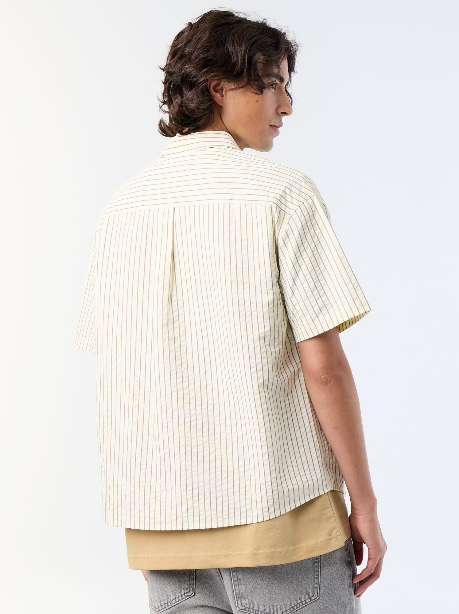 Chemise manches courtes  avec broderies - Beige