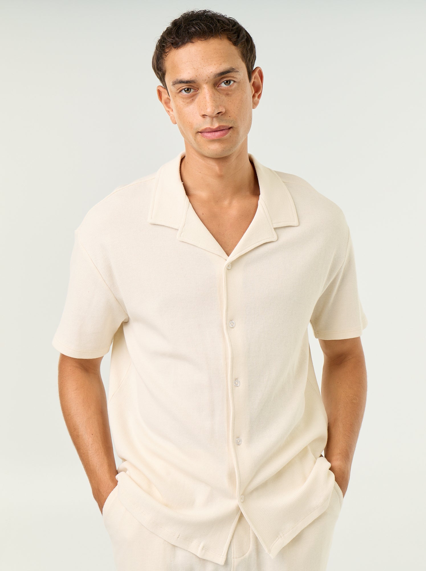 Chemise manches courtes en matière gaufrée - Blanc