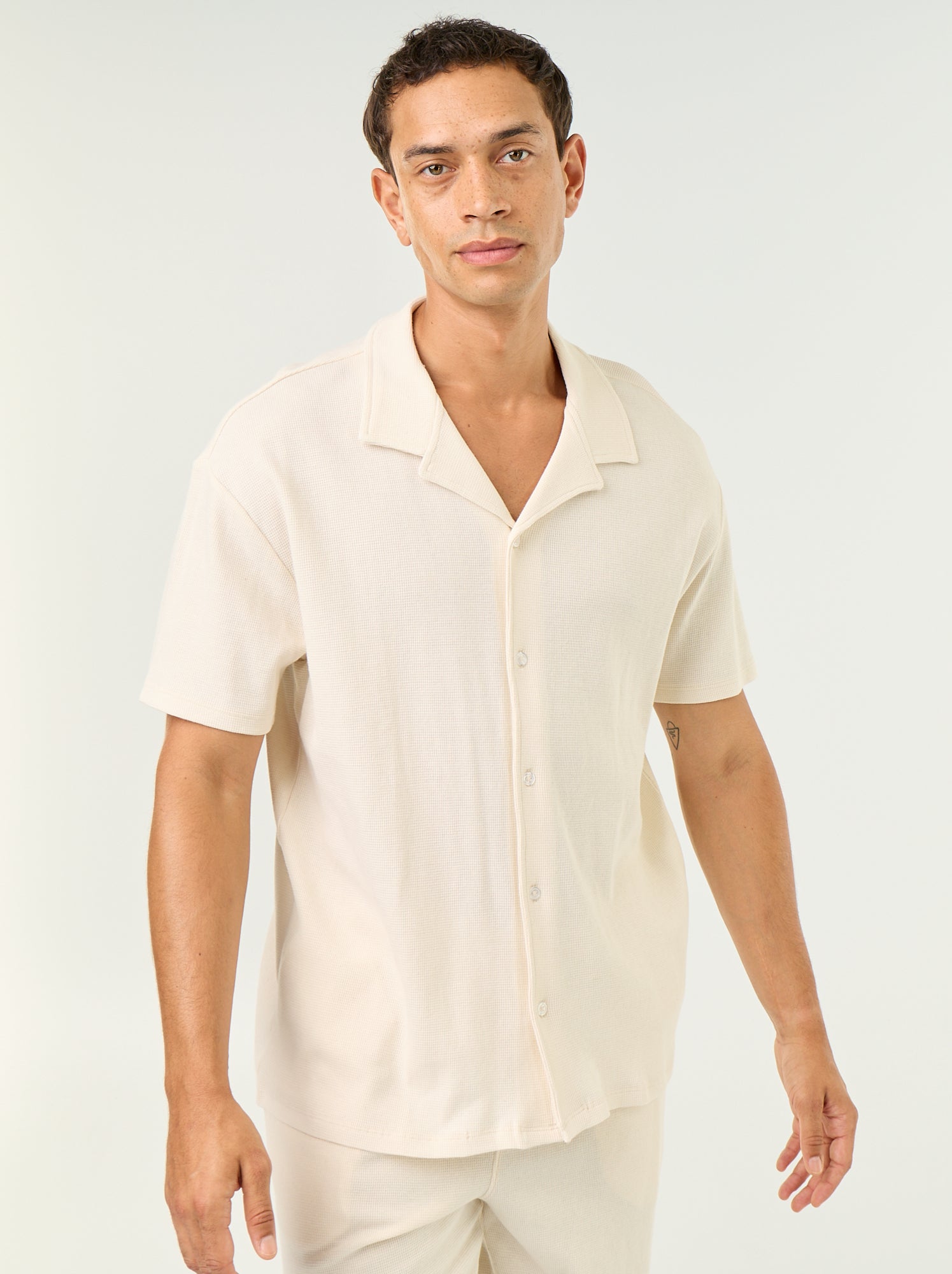 Chemise manches courtes en matière gaufrée - Blanc