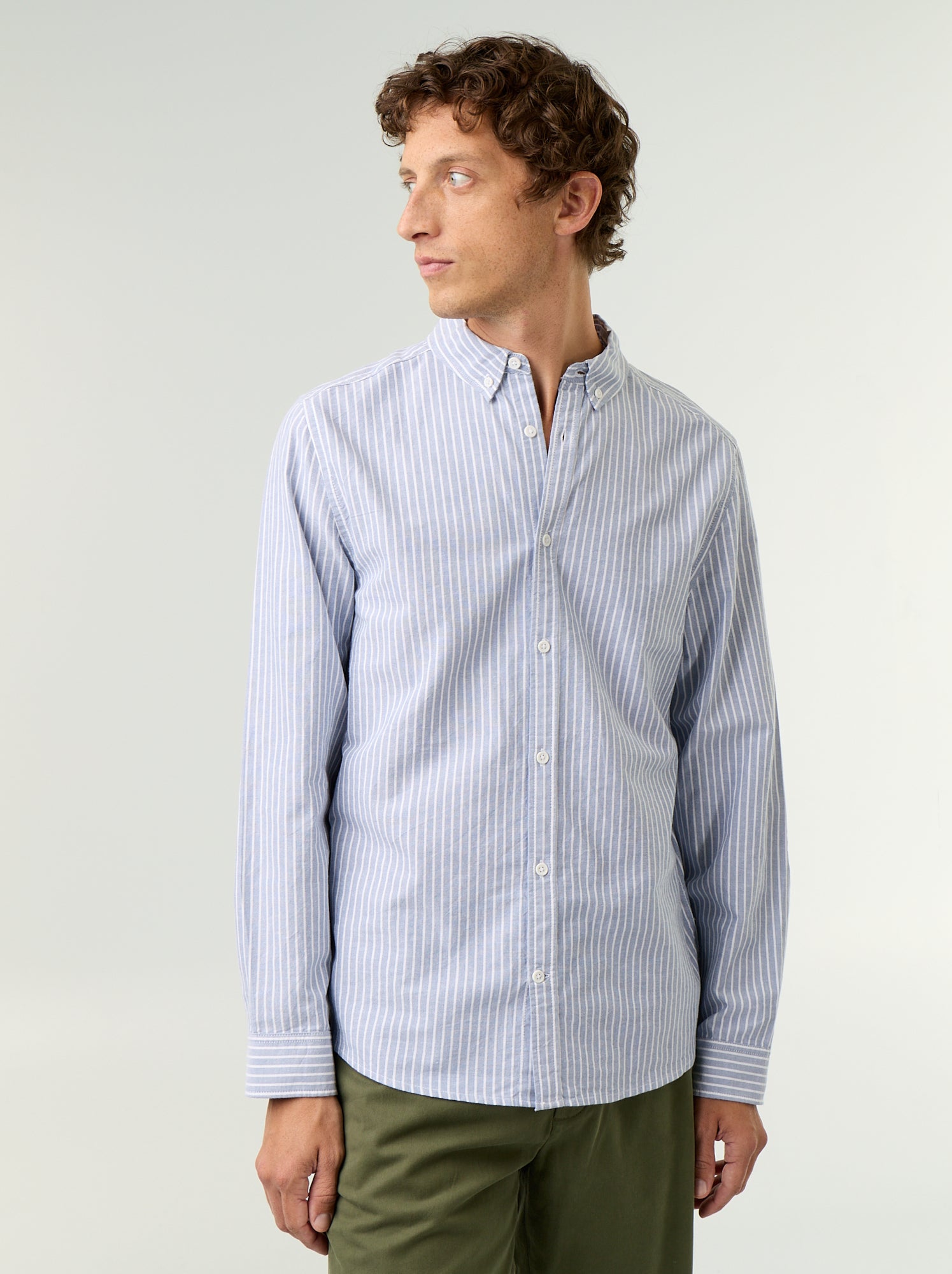 Chemise rayée avec col boutonné - Bleu