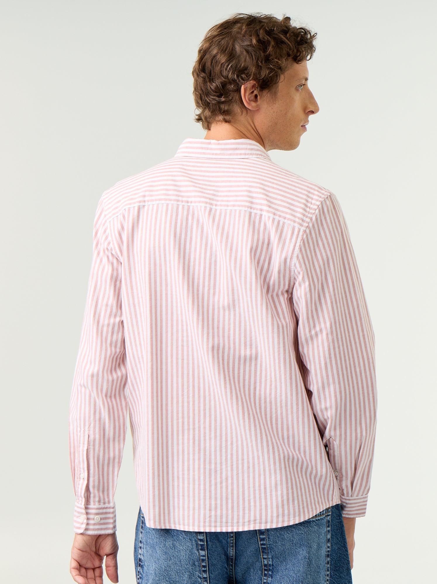 Chemise rayée avec col boutonné - Rouge
