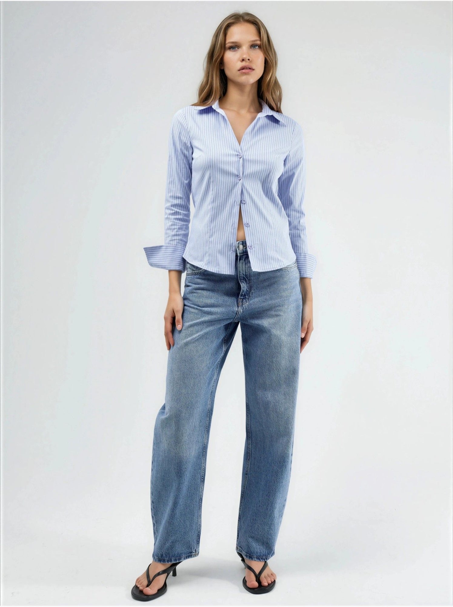 Chemise rayée cintrée à fermeture boutonnée - Bleu ciel