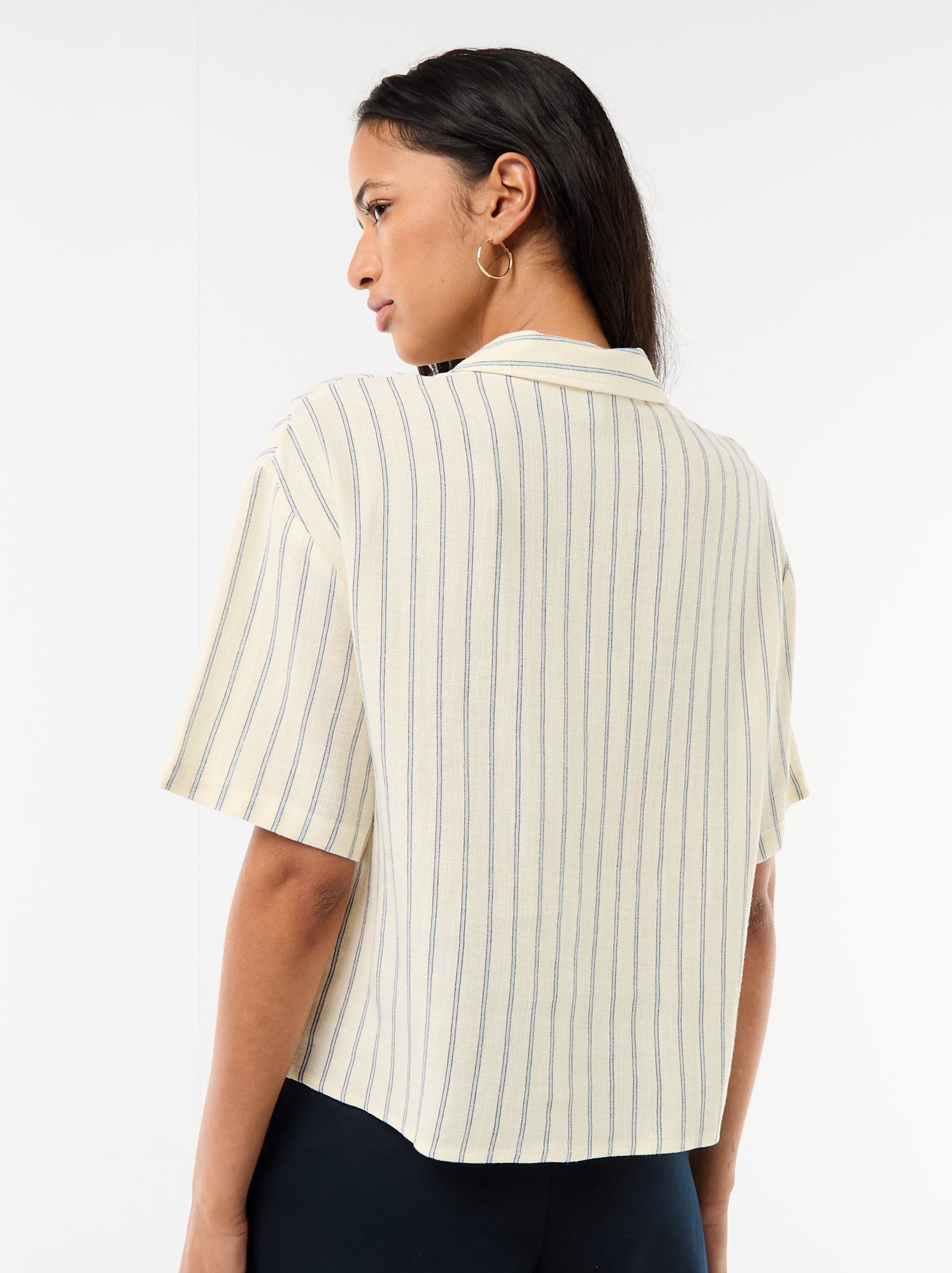Chemise unie à manches courtes - Jaune