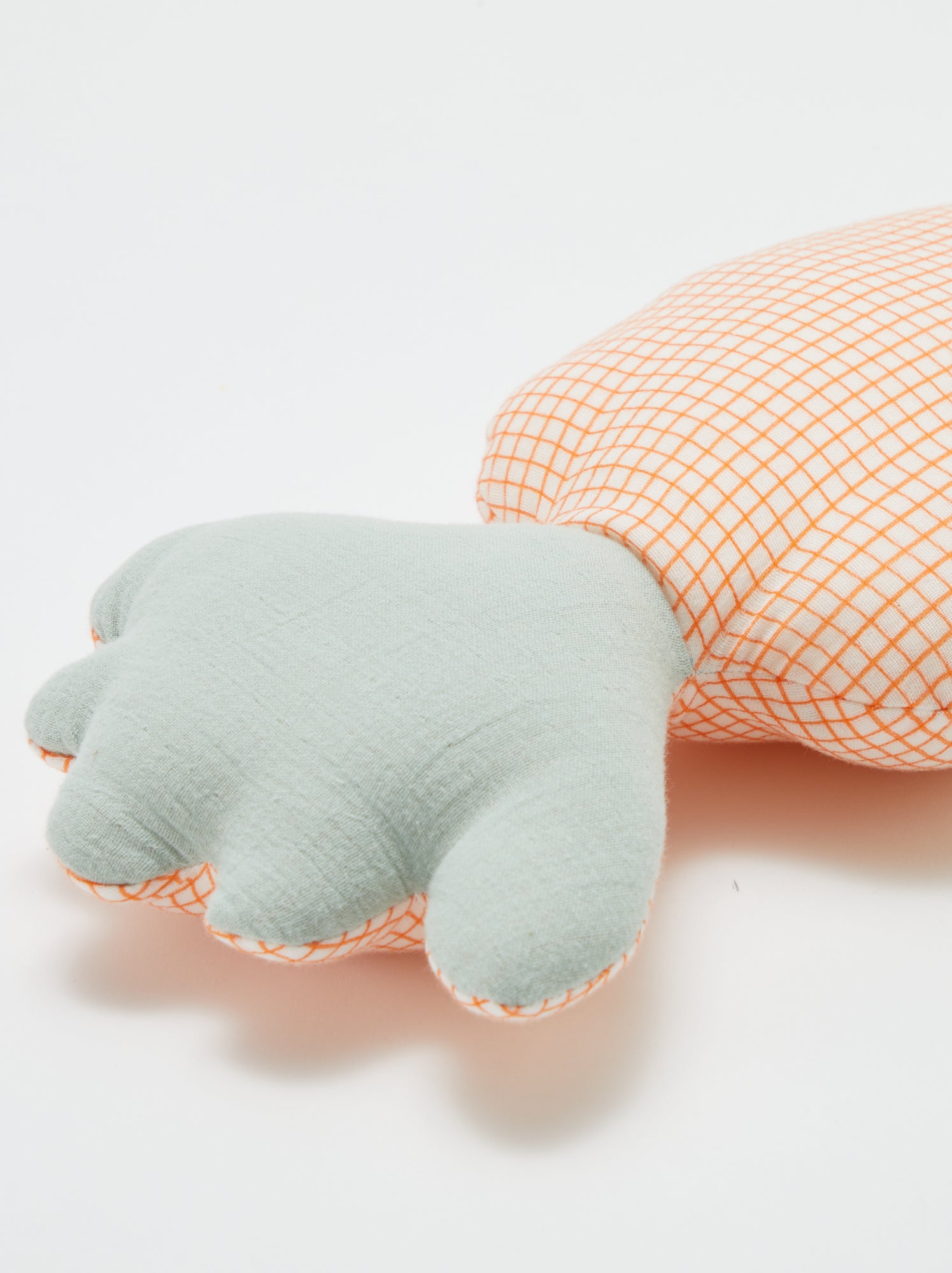 Coussin en forme de fruits et légumes - fraise - ORANGE