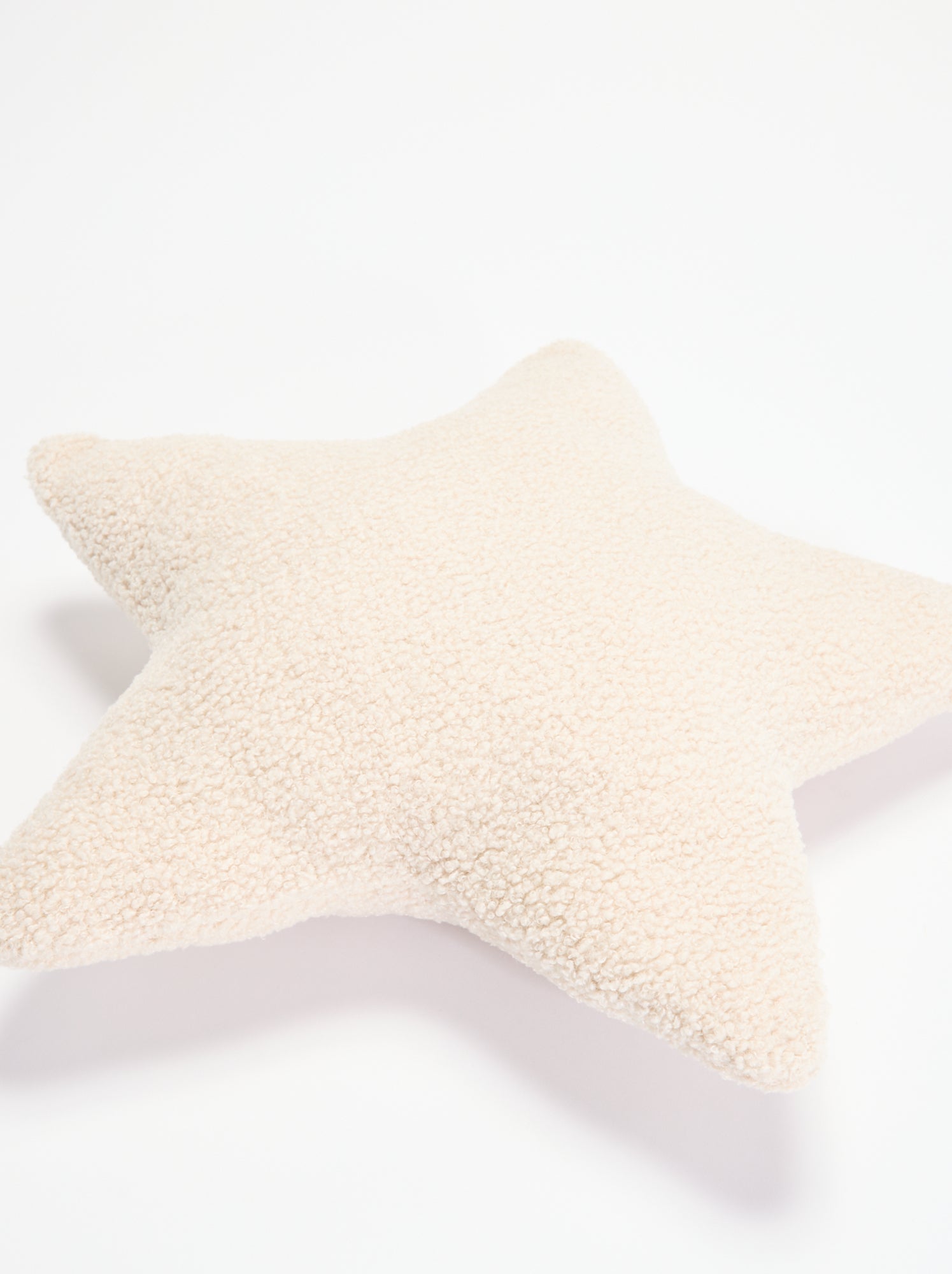 Coussin forme étoile en maille bouclette - Beige