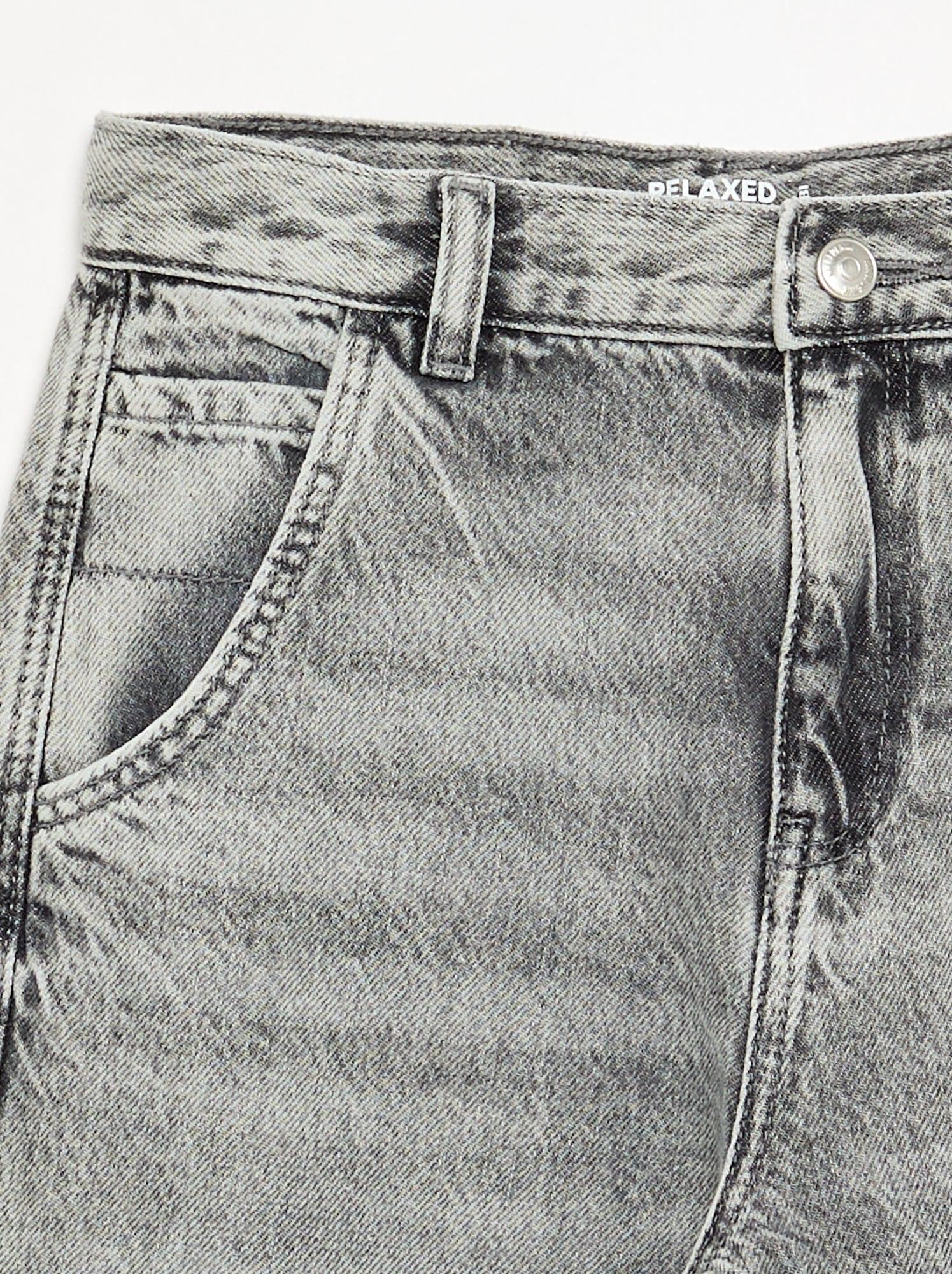 Denim coupe droite à 5 poches - Gris