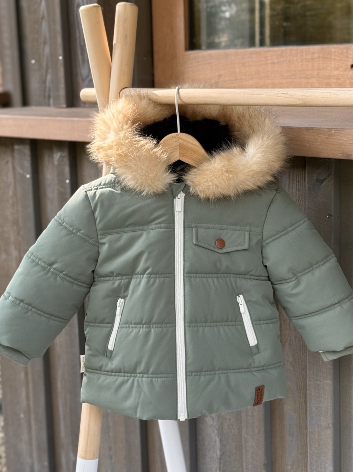 Doudoune enfant imperméable doublée sherpa avec capuche anouk - Kaki