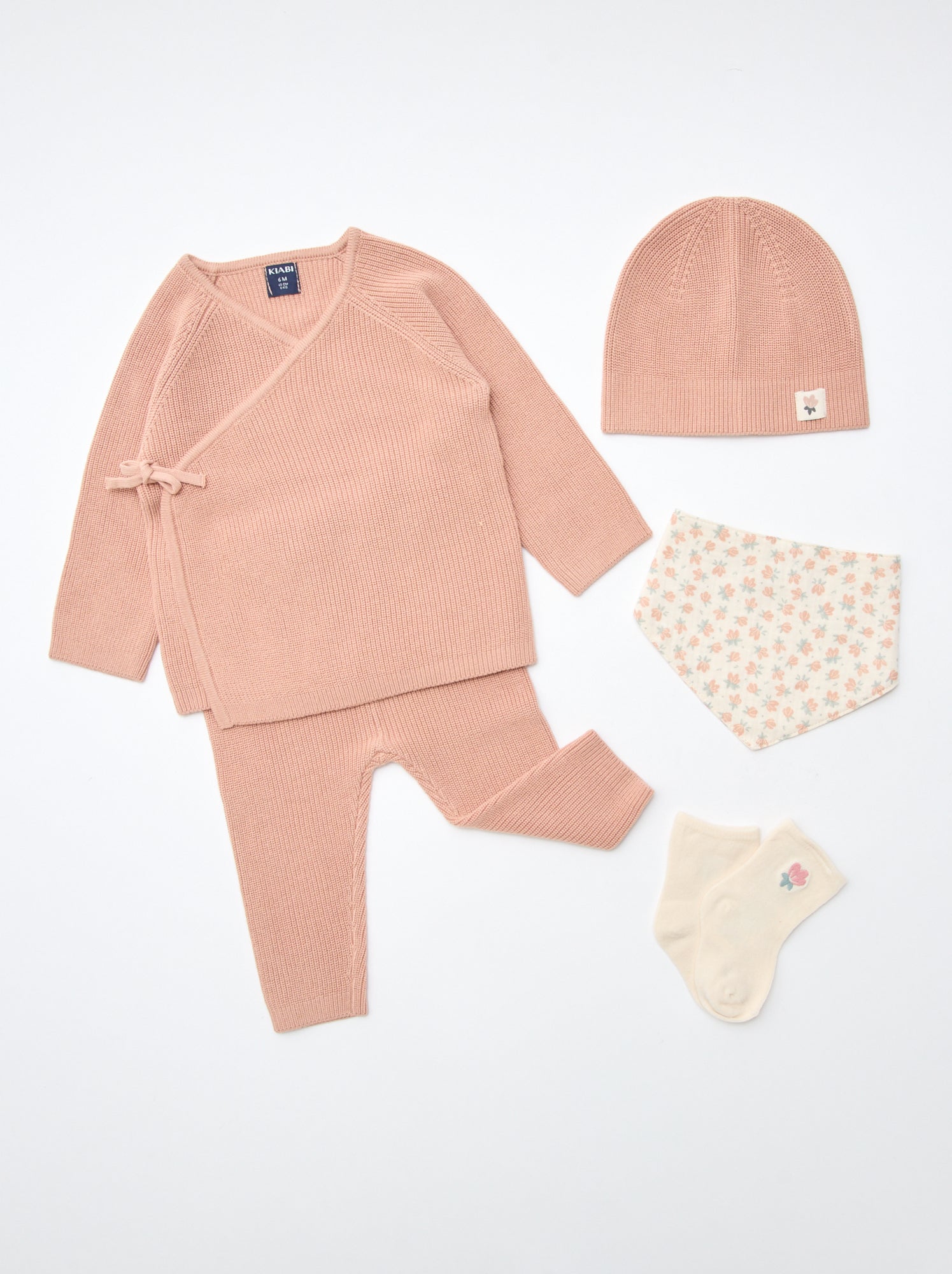 GIFTBOX brassière + pantalon + chaussettes + bonnet + bavoir - Blanc (EMG76_3)