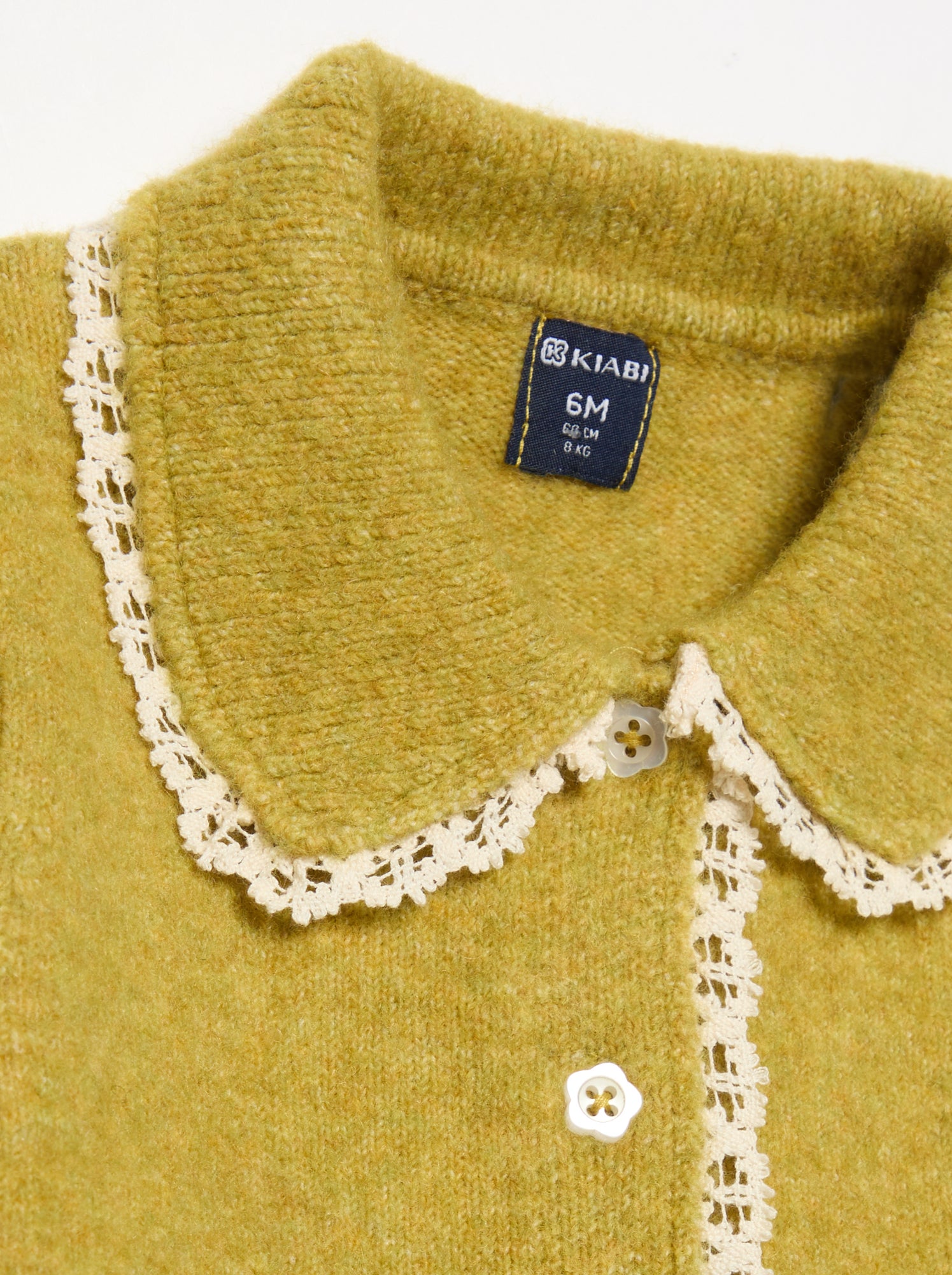 Gilet avec bords en fine dentelle - Vert