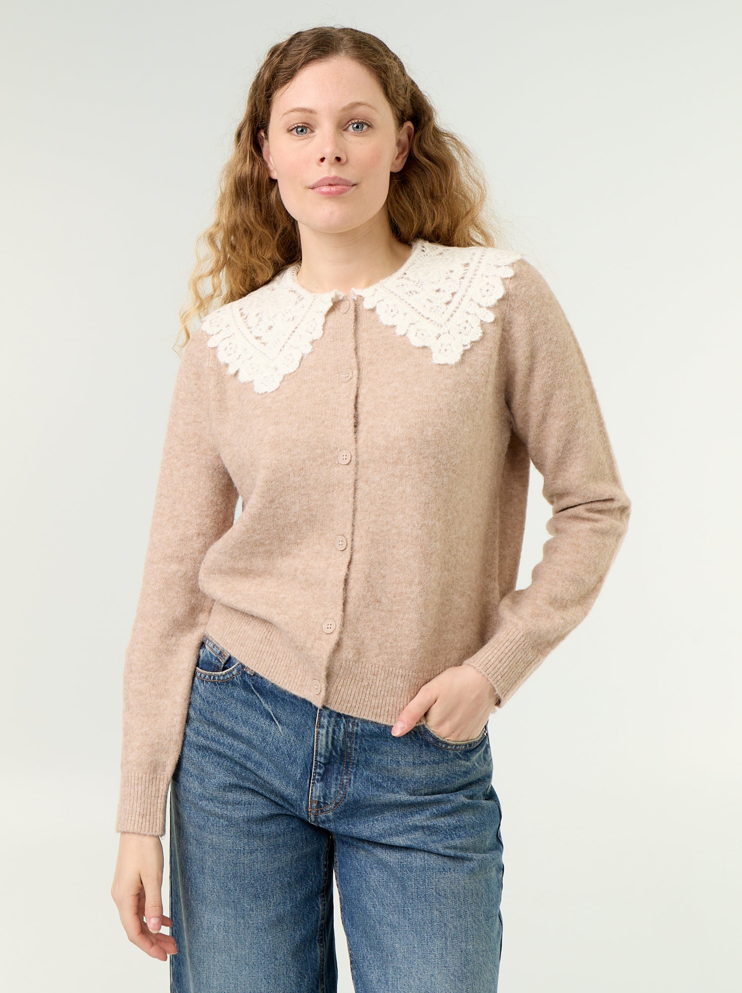 Gilet boutonné avec col claudine - Beige