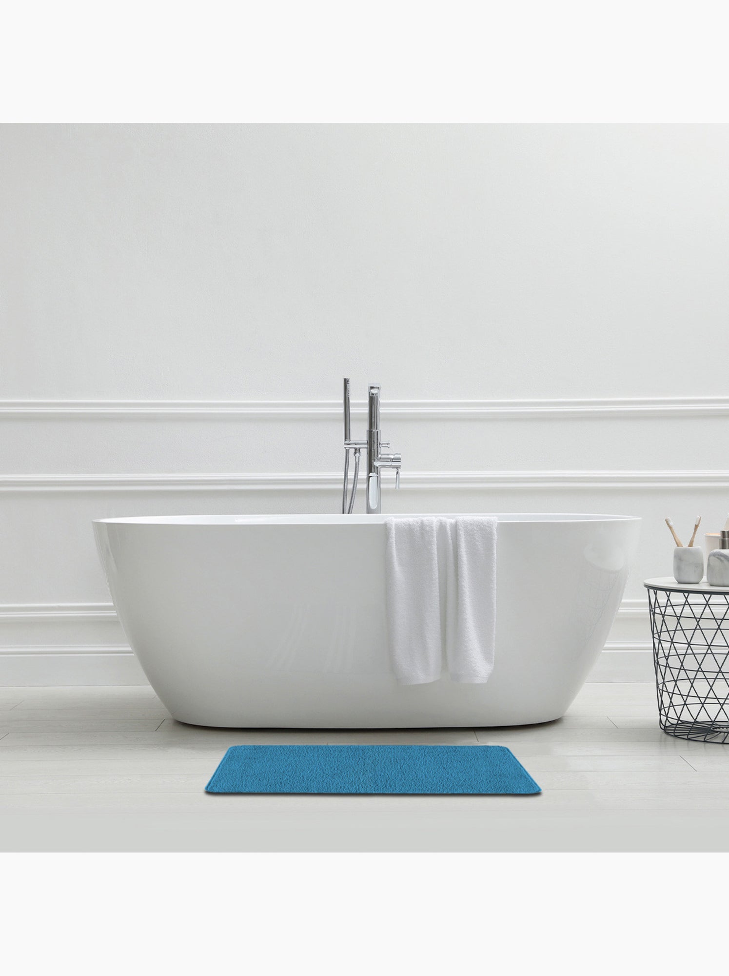 Guy levasseur - tapis de bain uni 50x80 en polyester - Bleu méditerranée