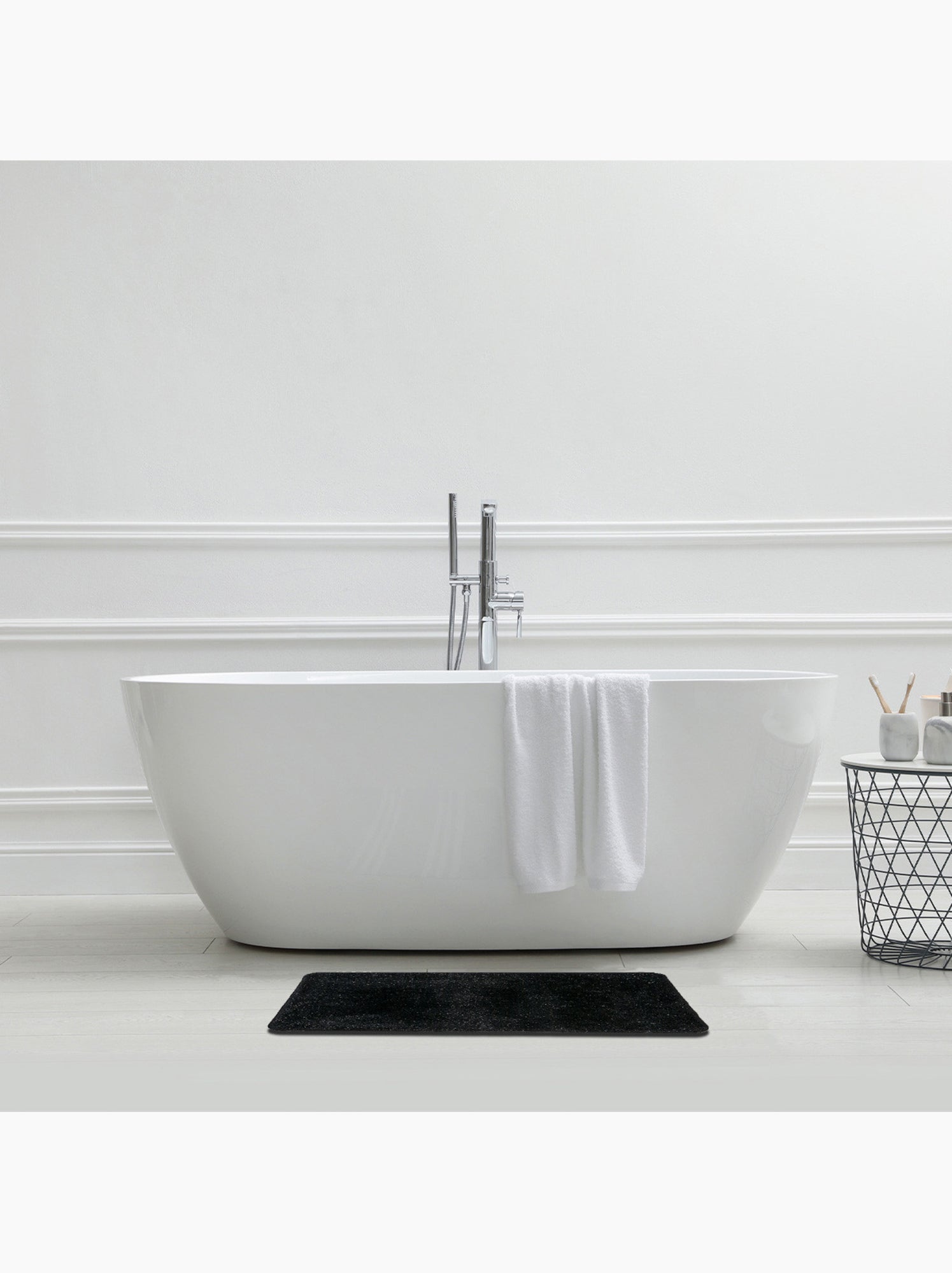 Guy levasseur - tapis de bain uni 50x80 en polyester - Noir Doré