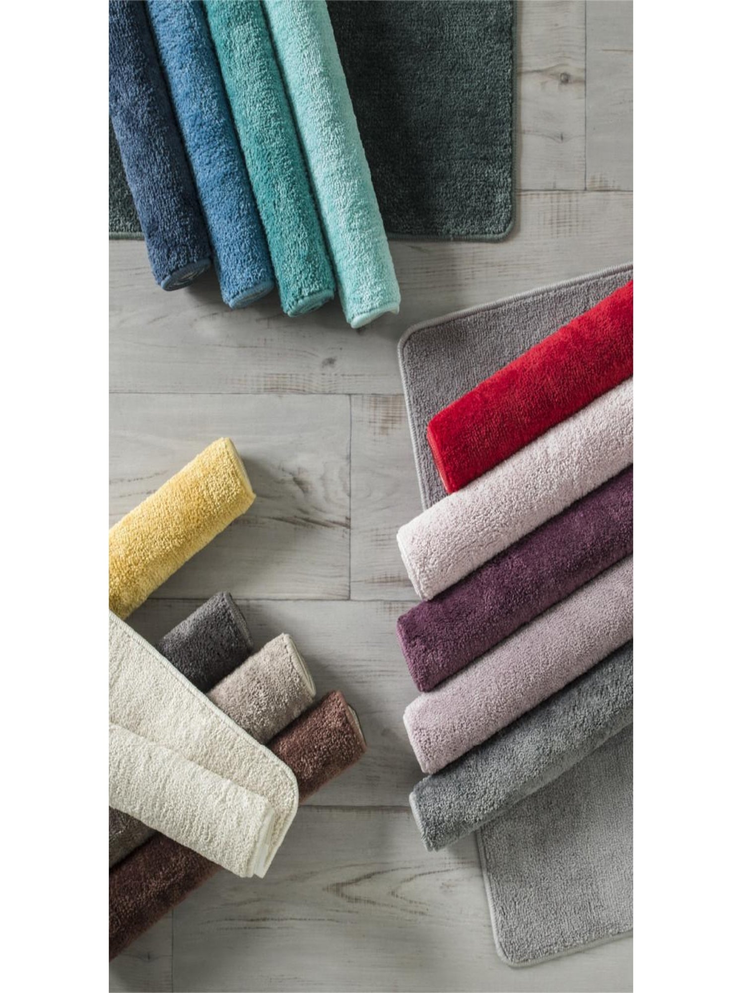 Guy levasseur - tapis de bain uni 50x80 en polyester - Rouge