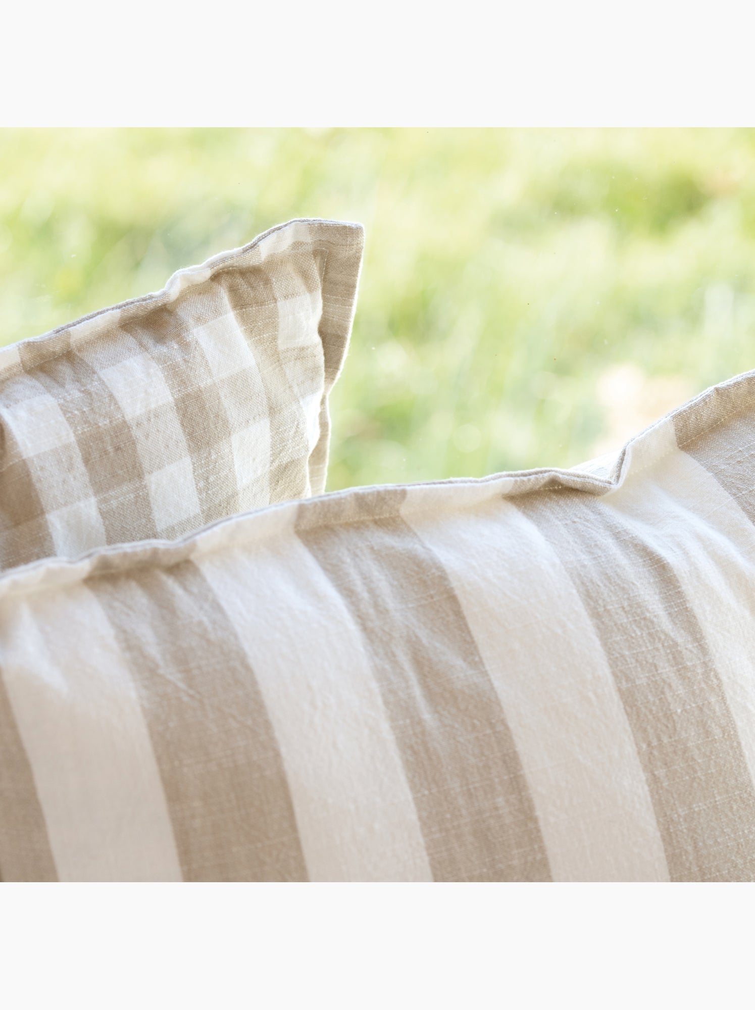 Housse de coussin recto-verso 100% coton rayures et vichy lourmarin - Beige