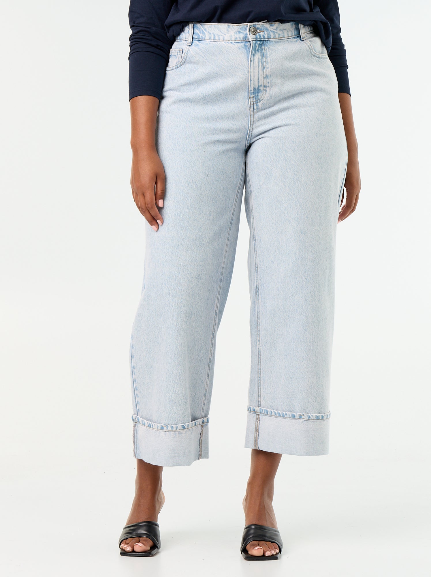 Jean coupe large avec revers à la base - Bleu (GJL41_5)