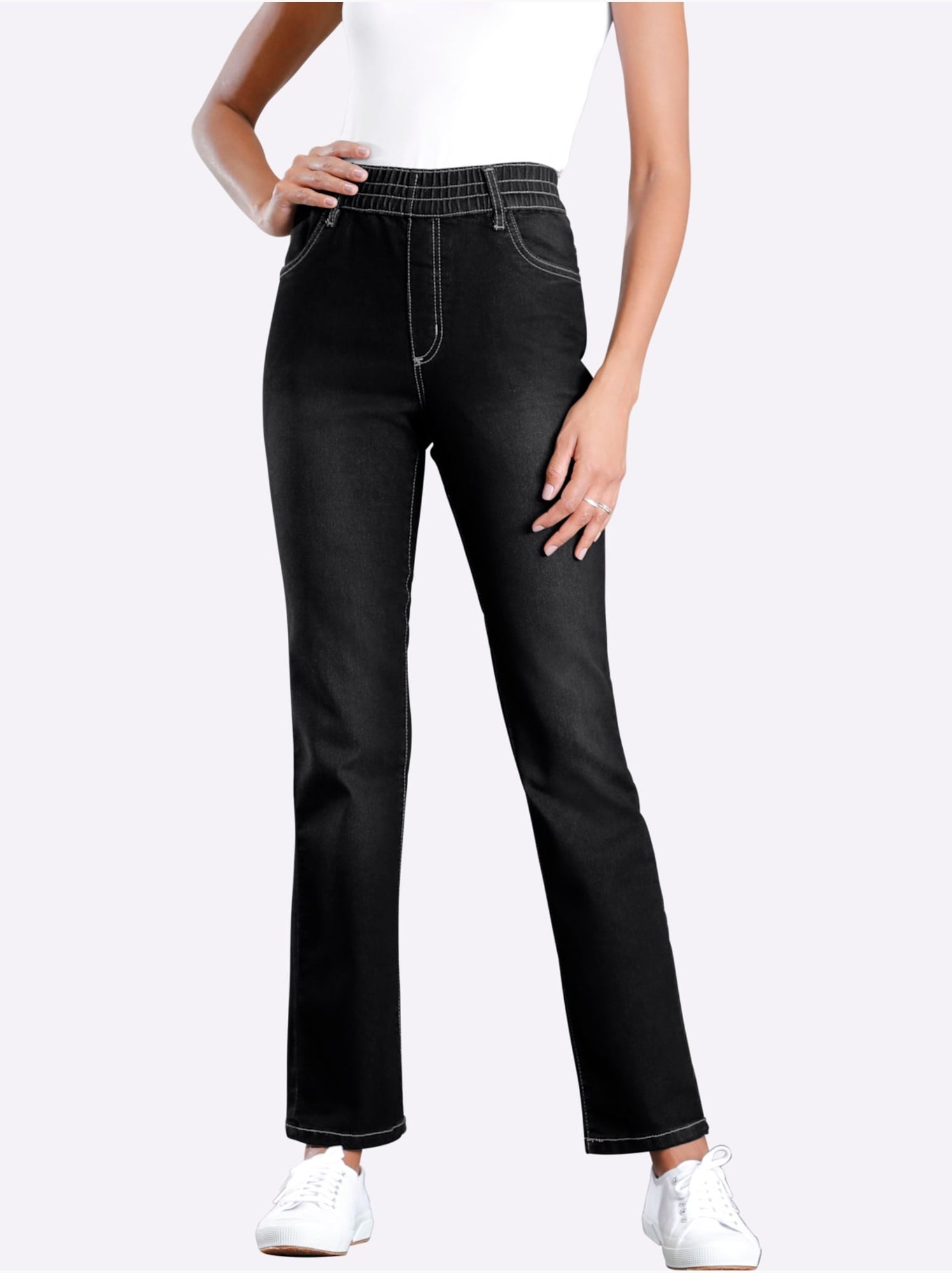 Jean féminin à ceinture élastique et poches devant et derrière - Taille standard - Moda Vilona - Noir