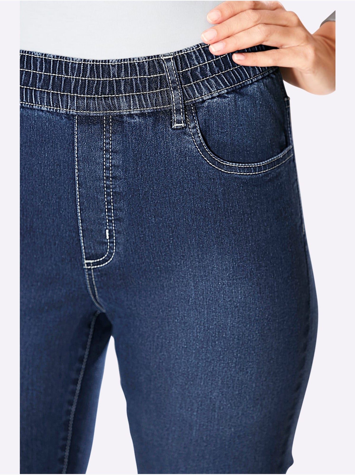 Jean féminin à ceinture élastique et poches devant et derrière - Taille standard - Moda Vilona - Bleu jean