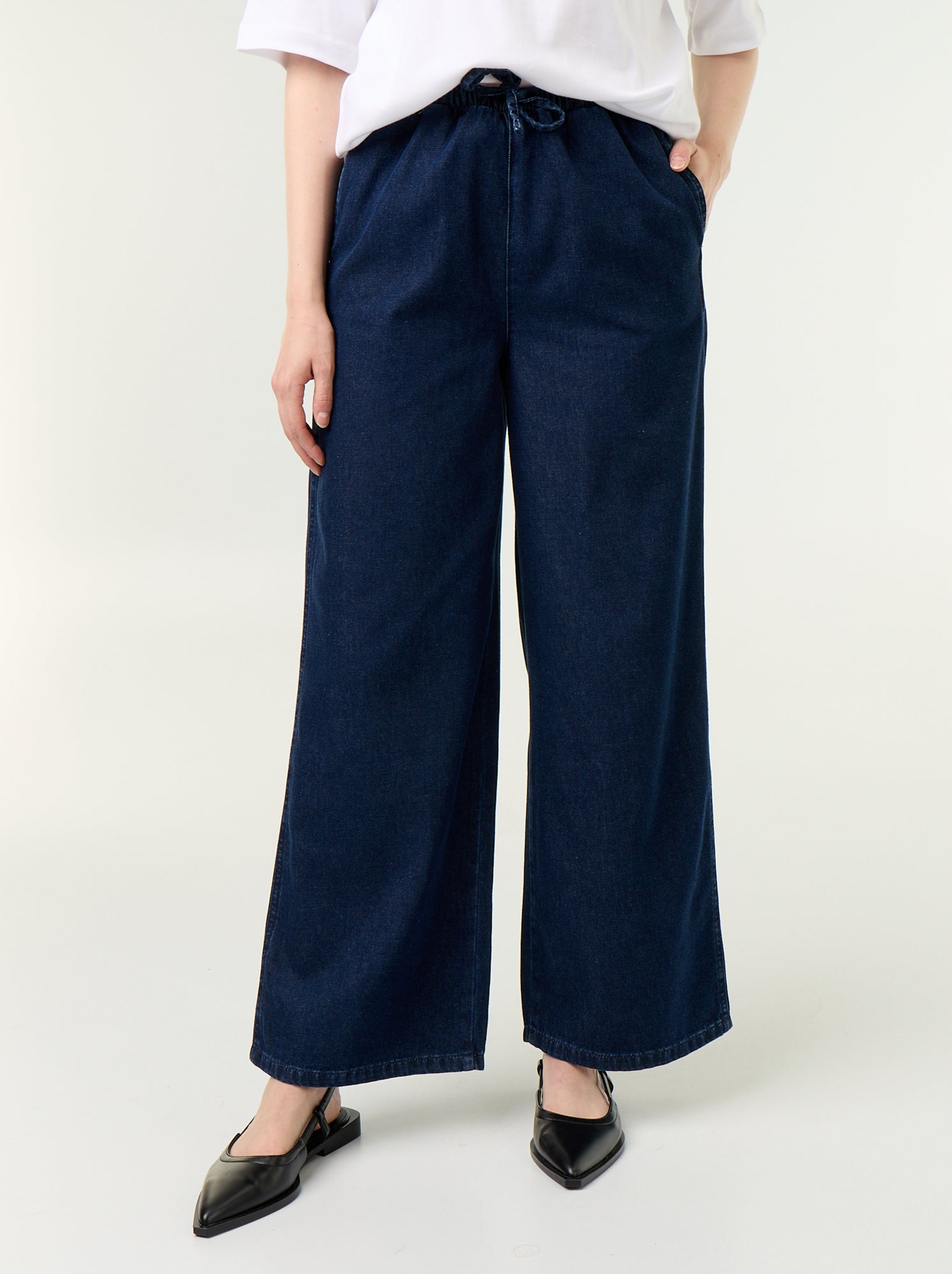 Jean large à la taille élastiquée - Bleu