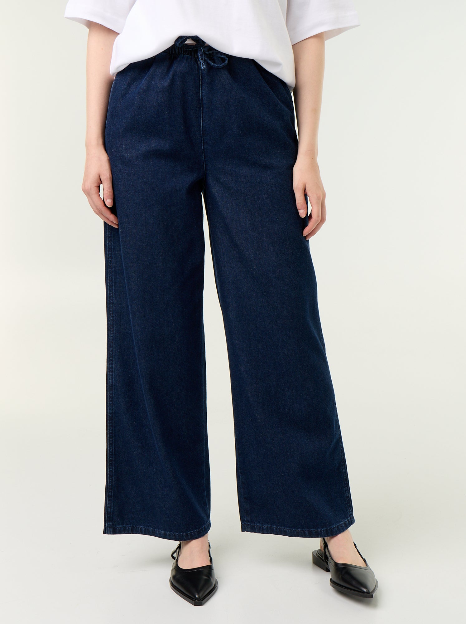 Jean large à la taille élastiquée - Bleu
