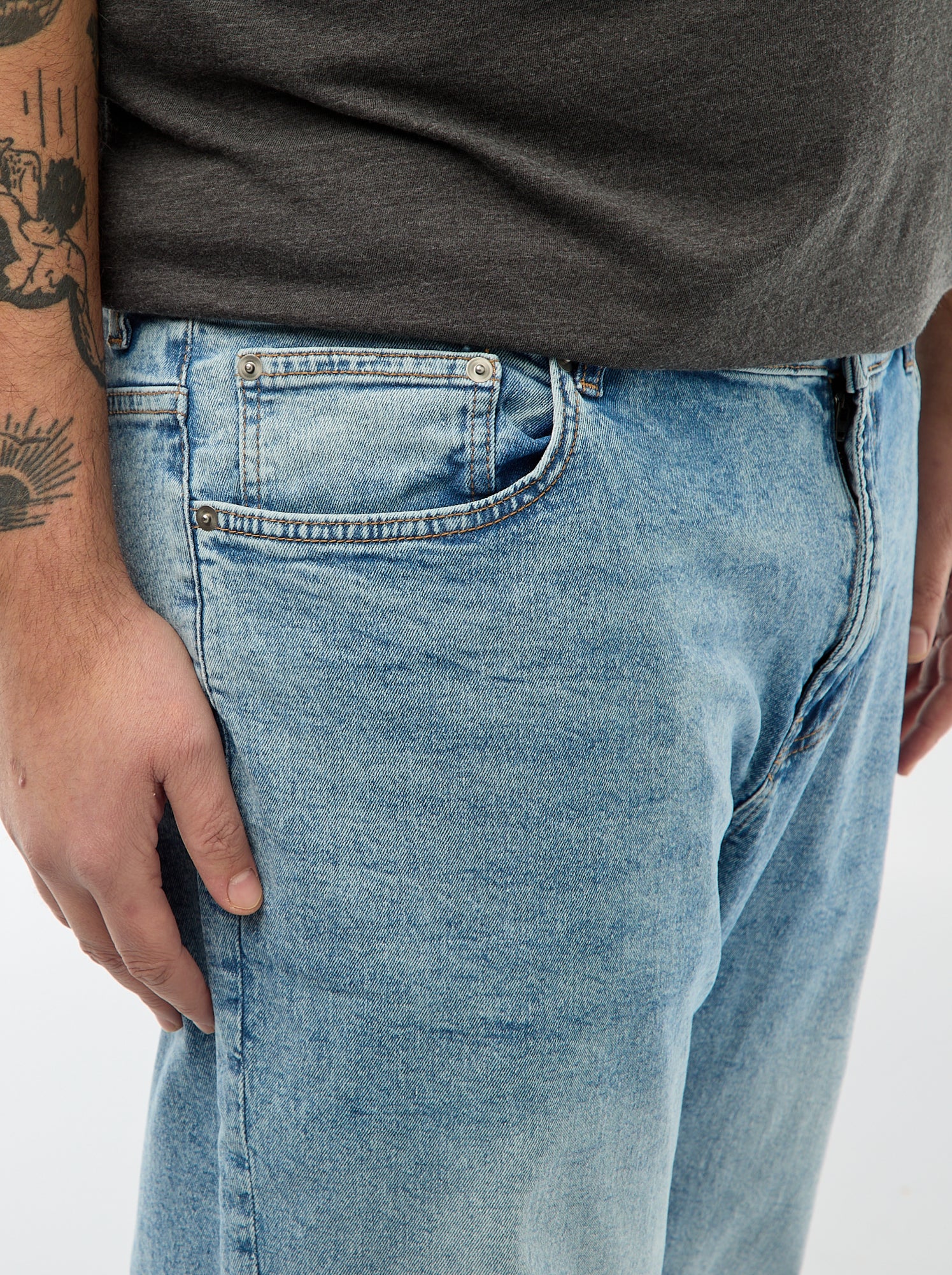 Jean regular / coupe droite à 5 poches - Bleu (ESO93_1)