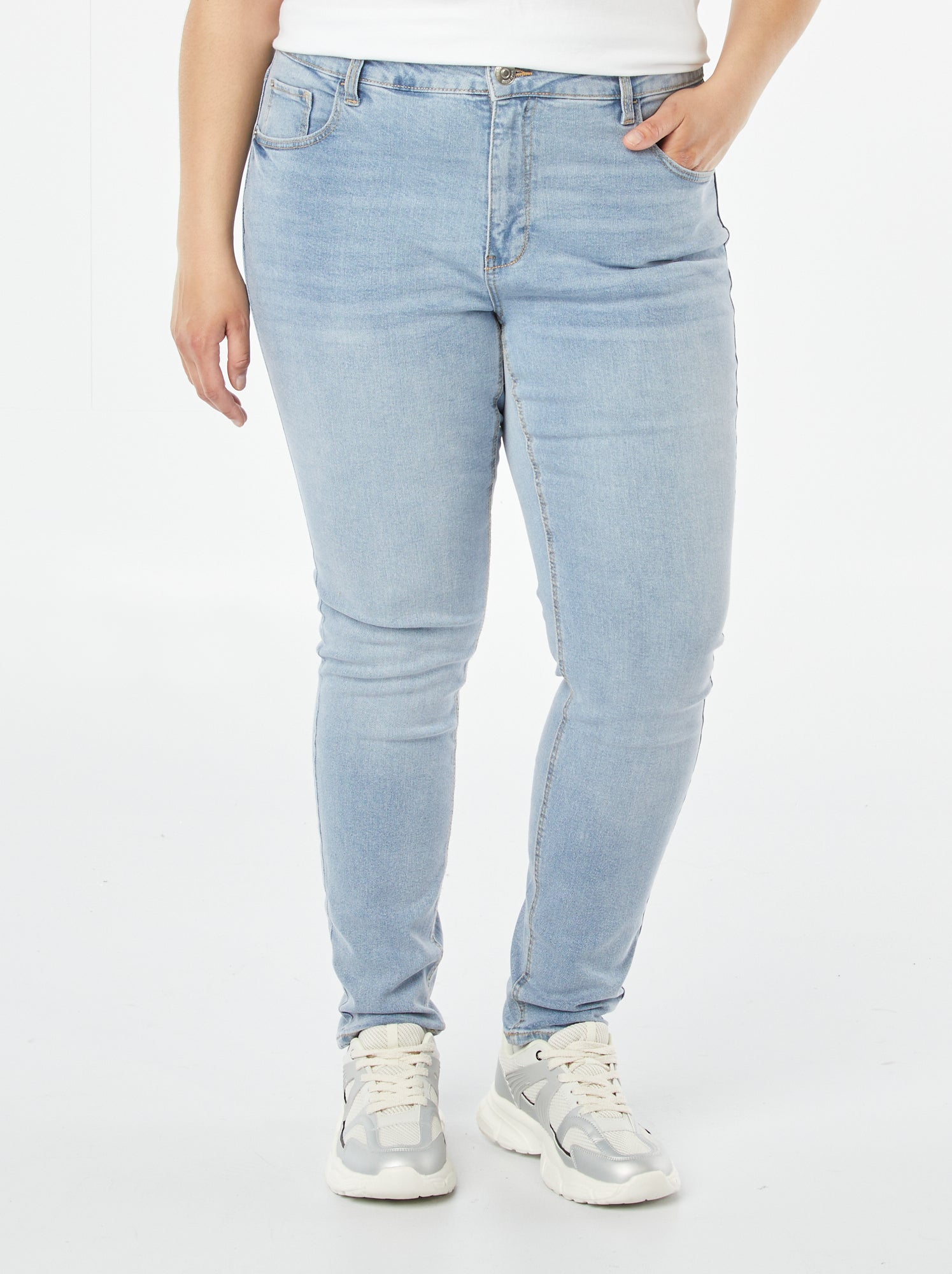 Jean Slim - L30 - Triple stone