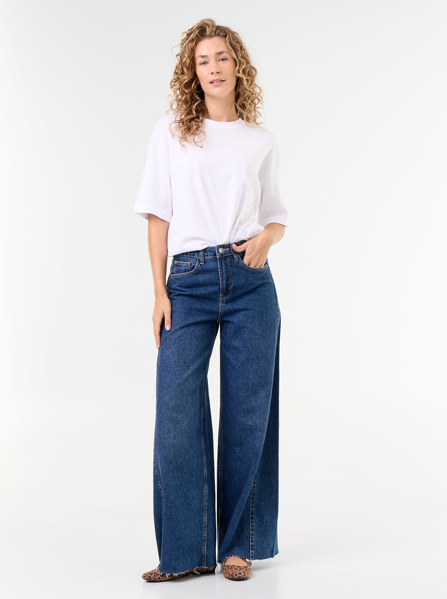 Jean wide leg avec bord à cru - Bleu