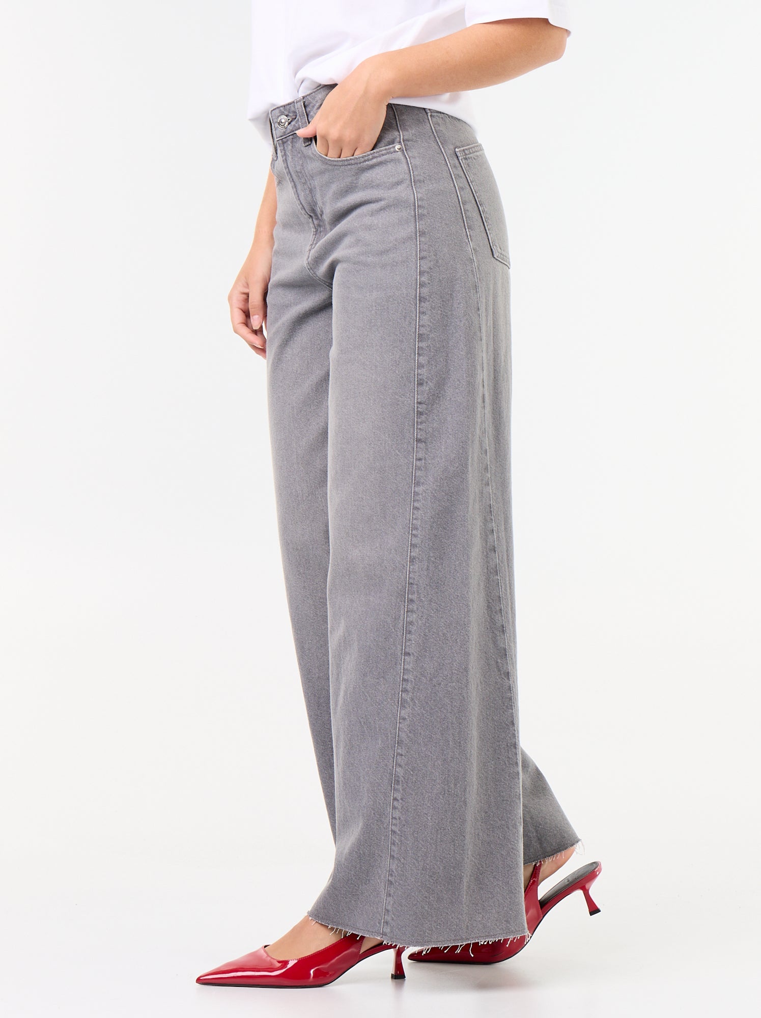 Jean wide leg avec bord à cru - Gris