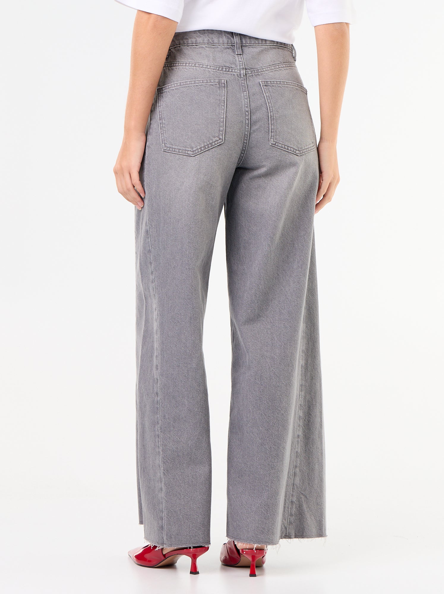 Jean wide leg avec bord à cru - Gris