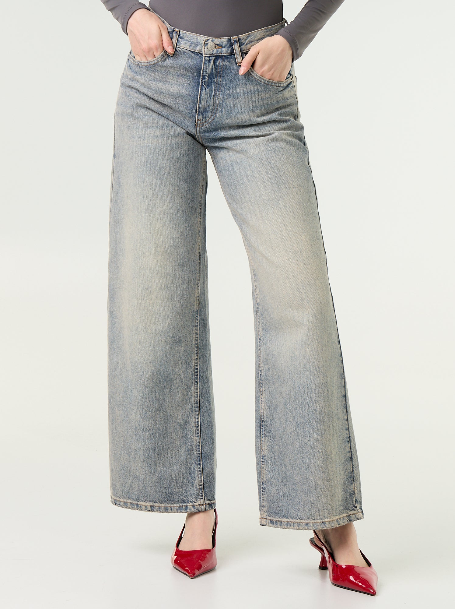 Jean wide leg avec étoiles brodées sur poches arrières - Bleu (GKD60_3)