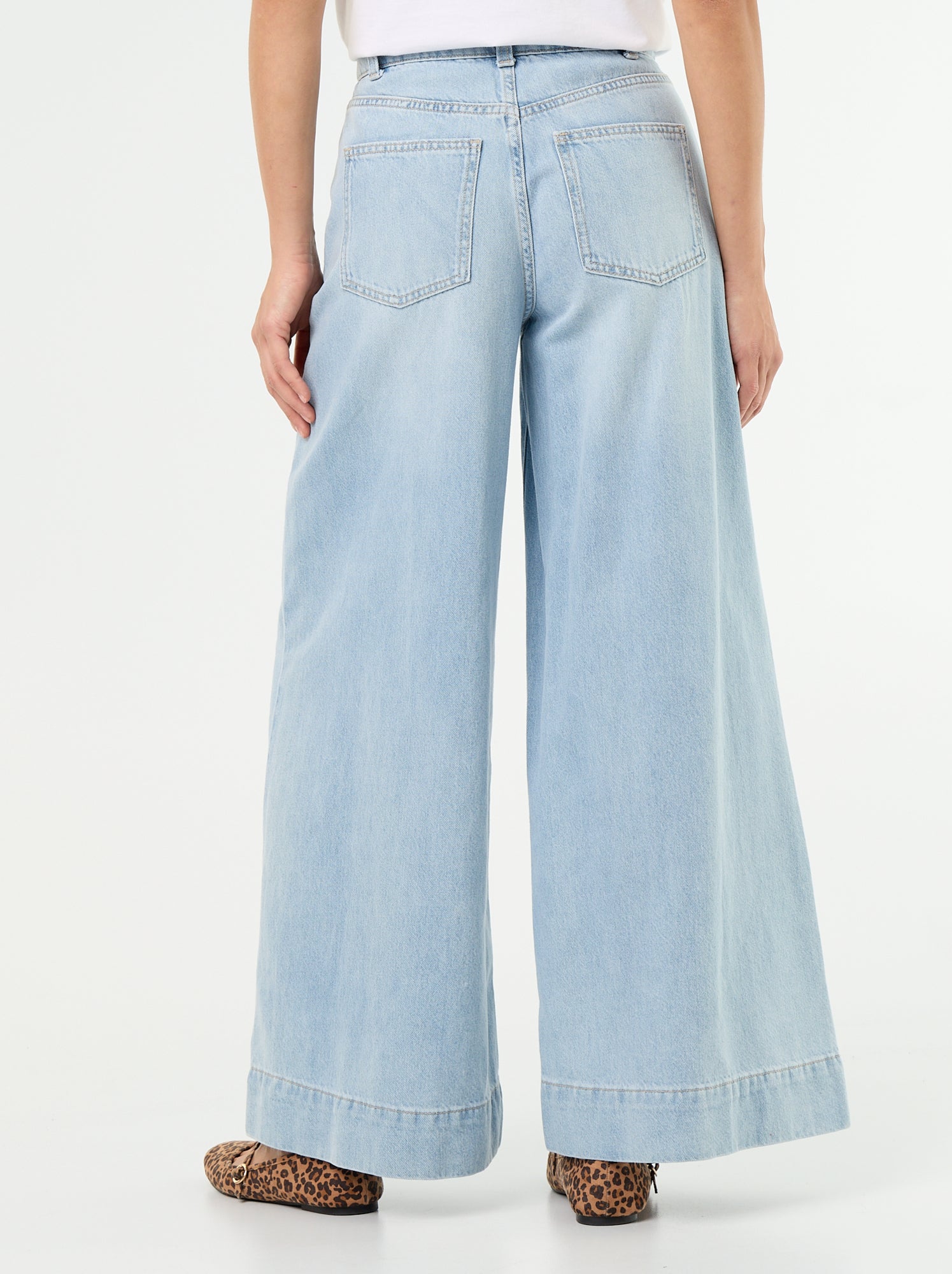 Jean wide leg avec poches découpées - Bleu