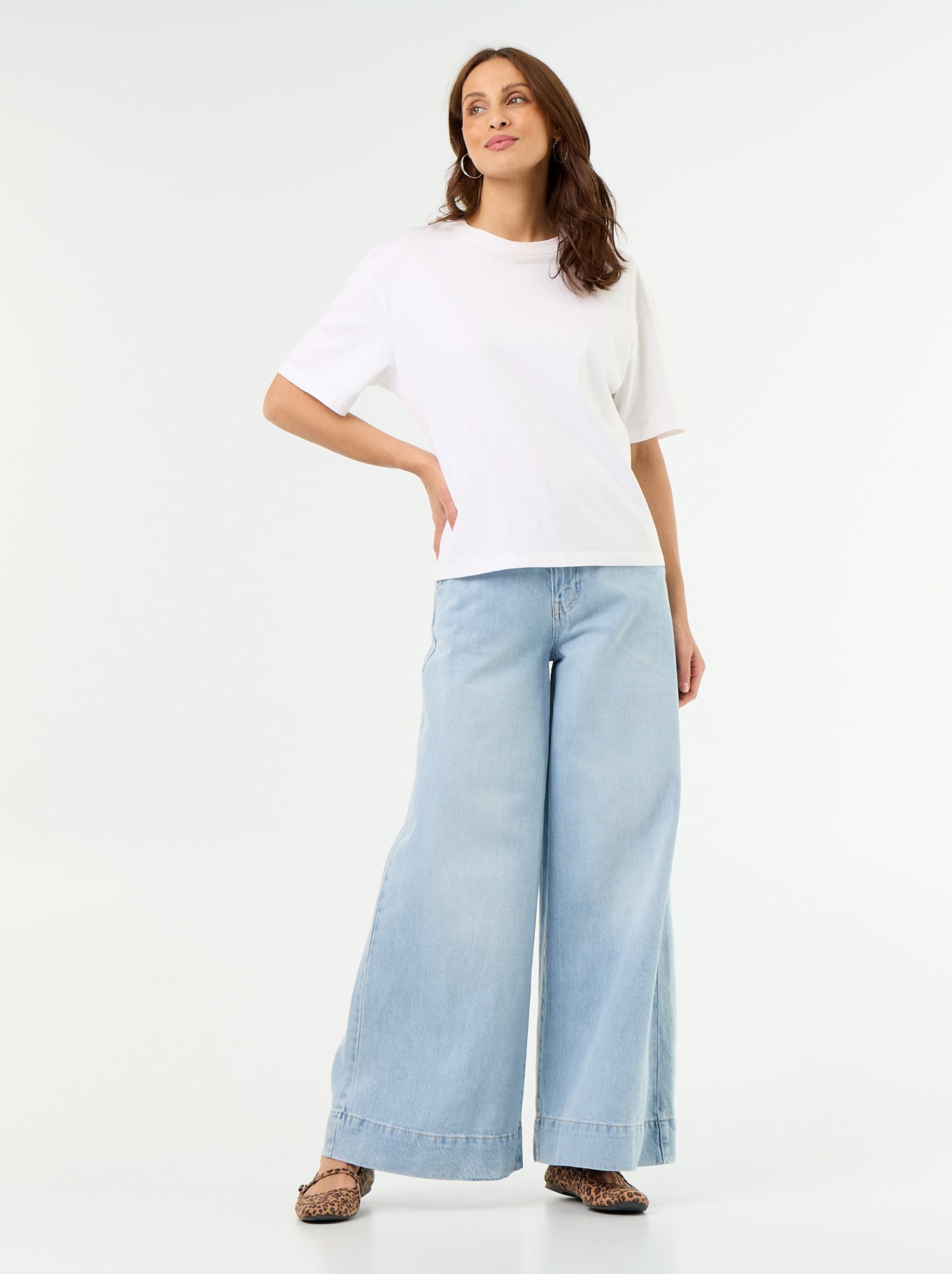 Jean wide leg avec poches découpées - Bleu