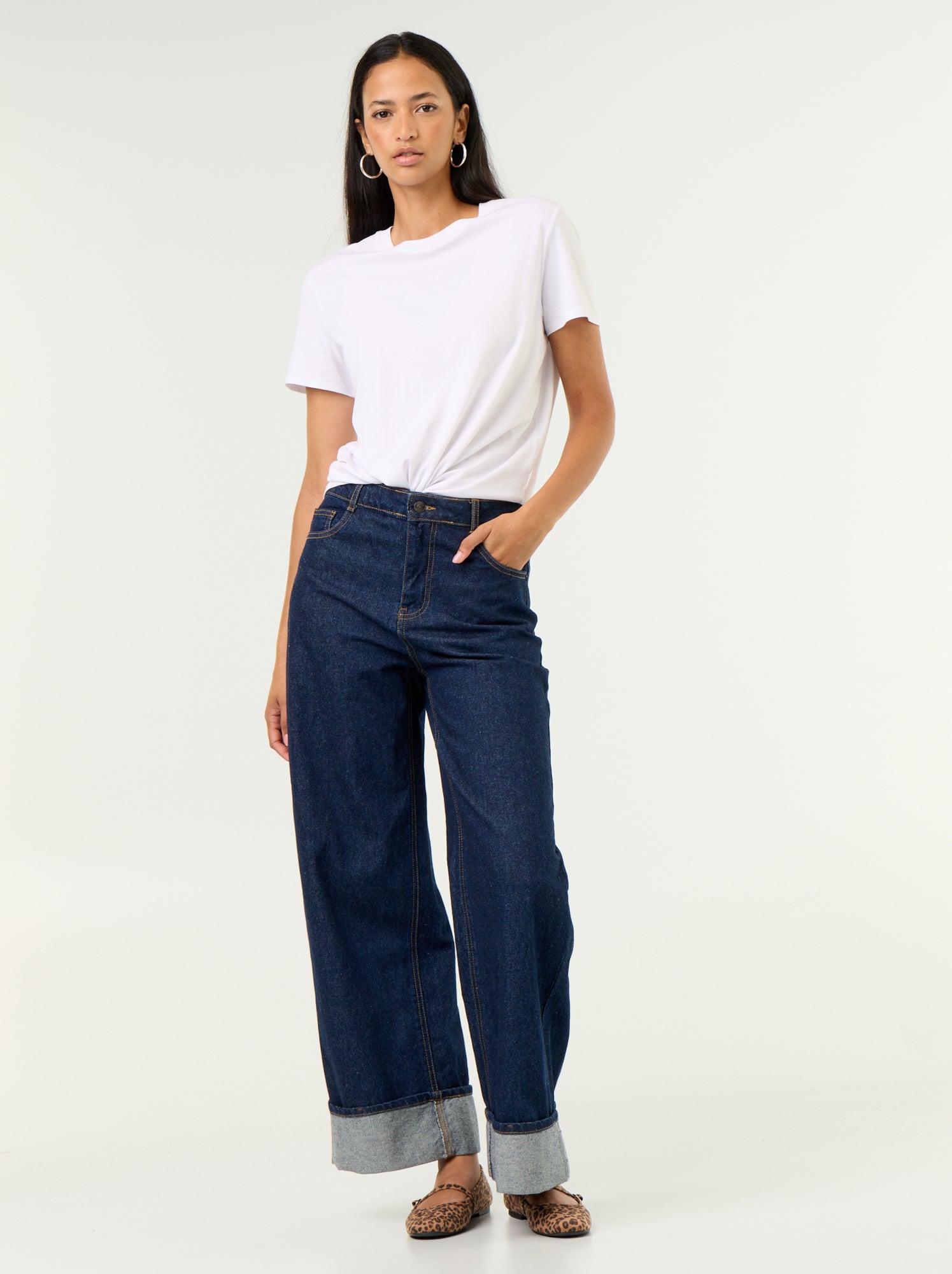 Jean wide leg avec revers à la base - Bleu (GJM62_1)