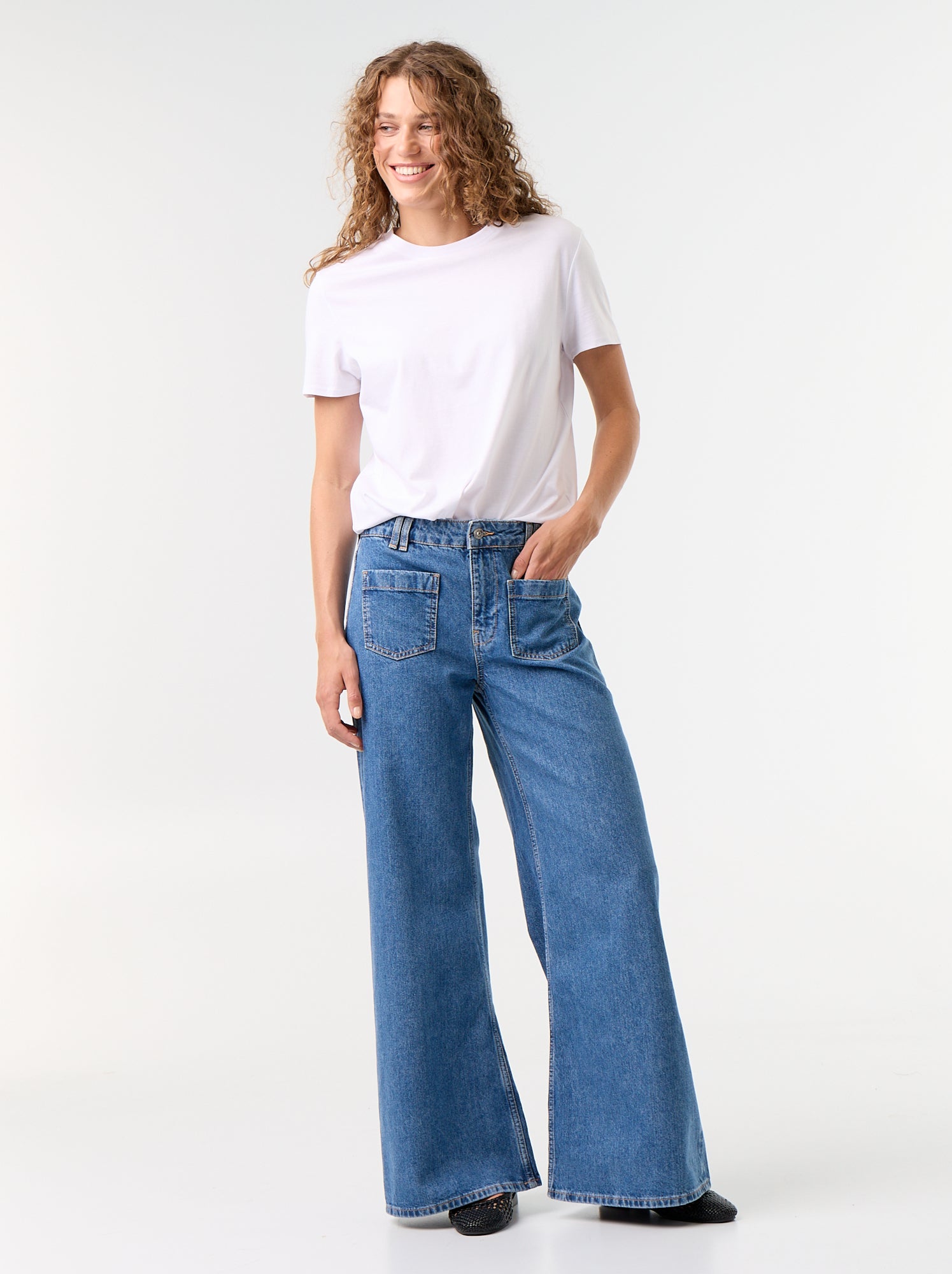 Jean wide leg / coupe large avec poches plaquées - Bleu (GKI14_2)