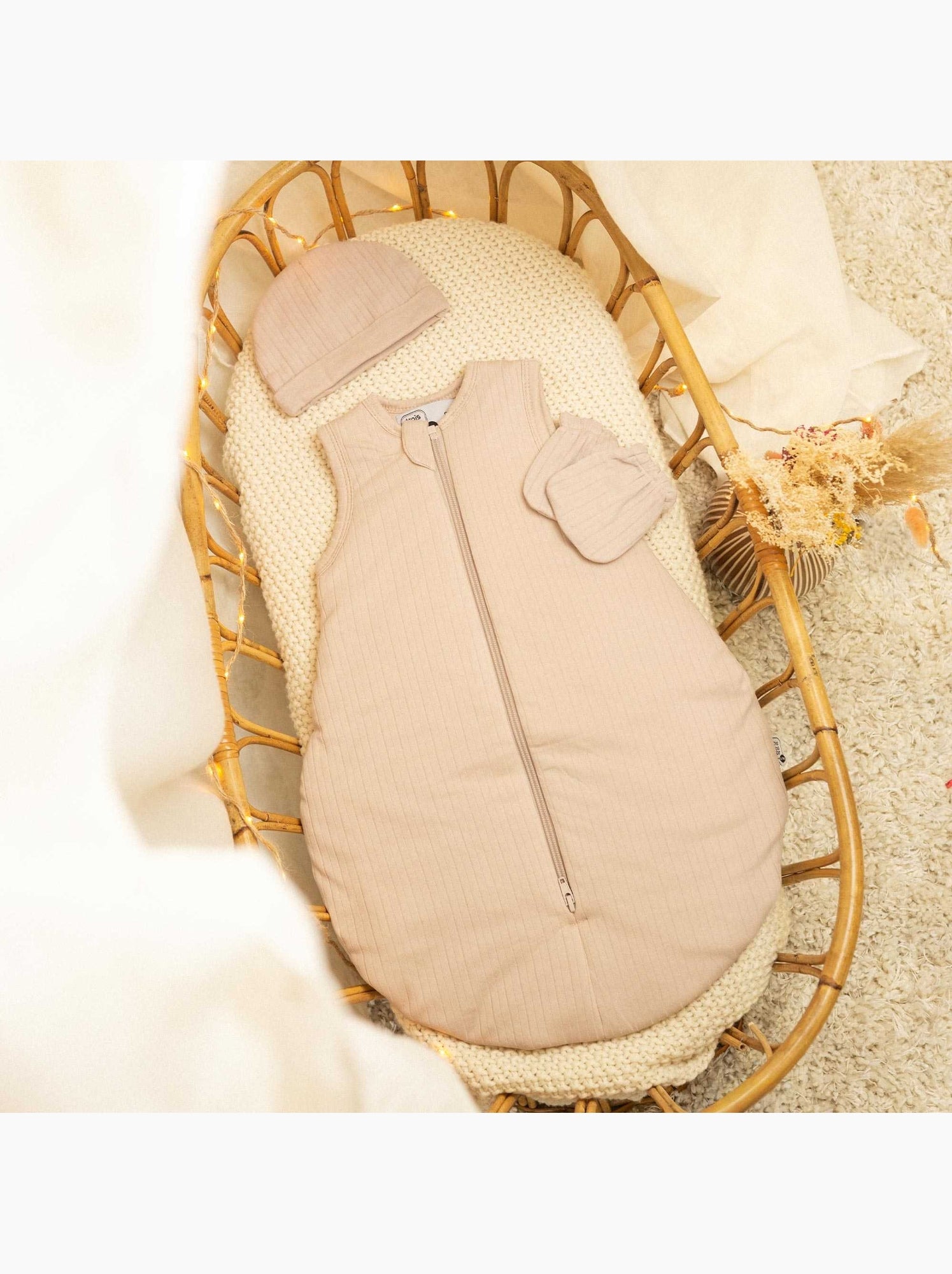 Lot bonnet et moufles naissance - Beige