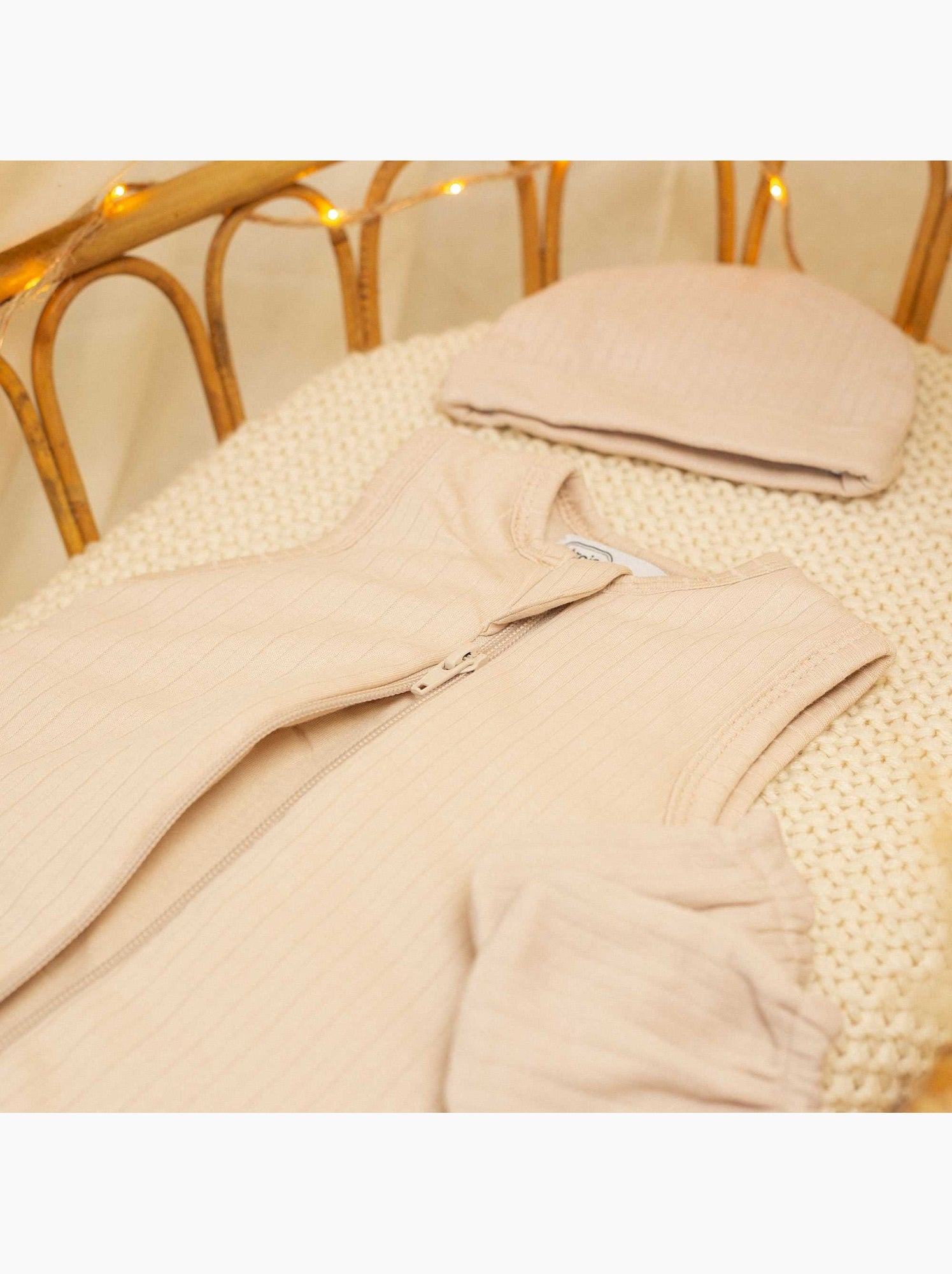Lot bonnet et moufles naissance - Beige