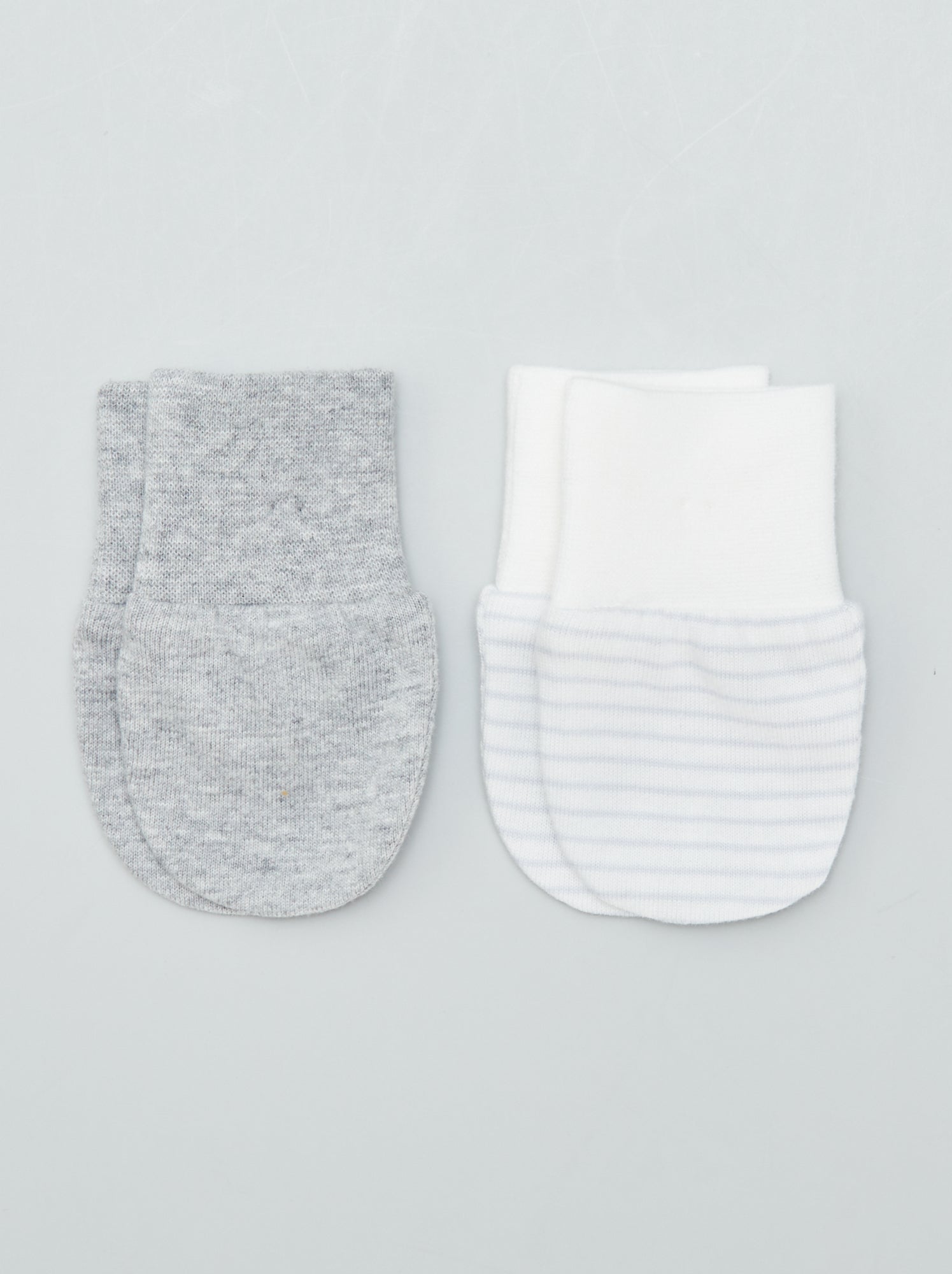 Lot de 2 paires de moufles anti-griffes - GRIS