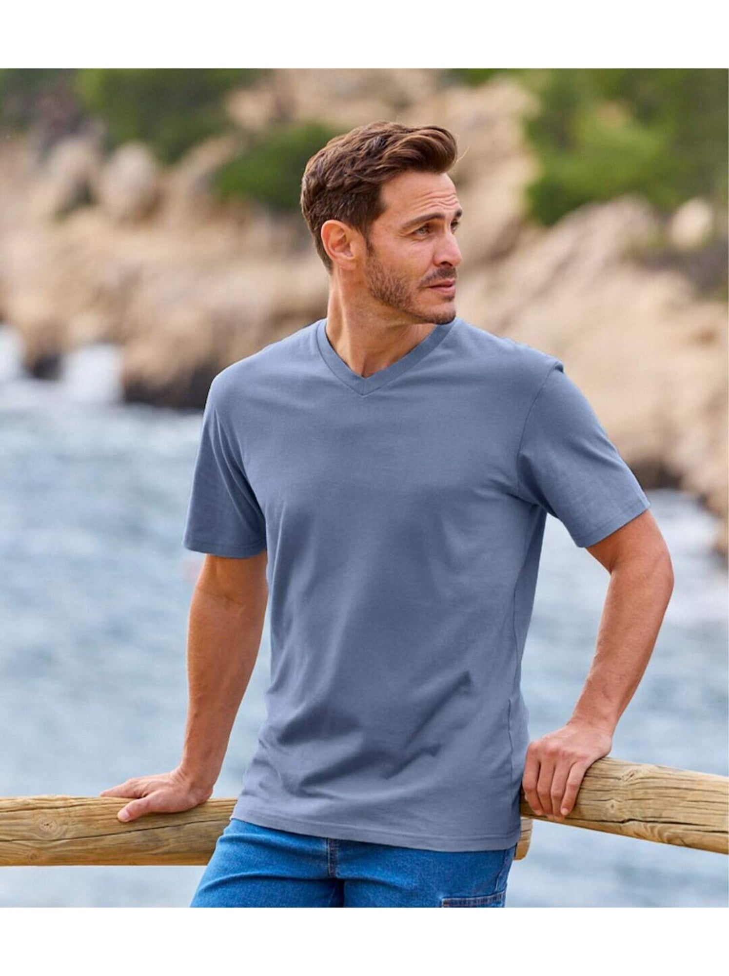 Lot de 4 Tee-Shirts Col V Unis  - ATLAS FOR MEN - Blanc Bleu marine Gris