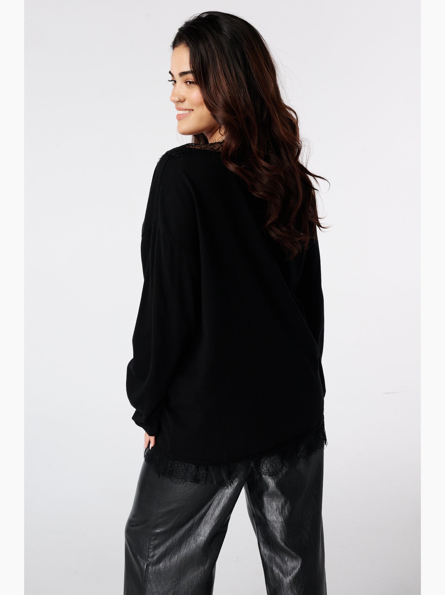 Ms mode pull en maille fine avec dentelle - Noir