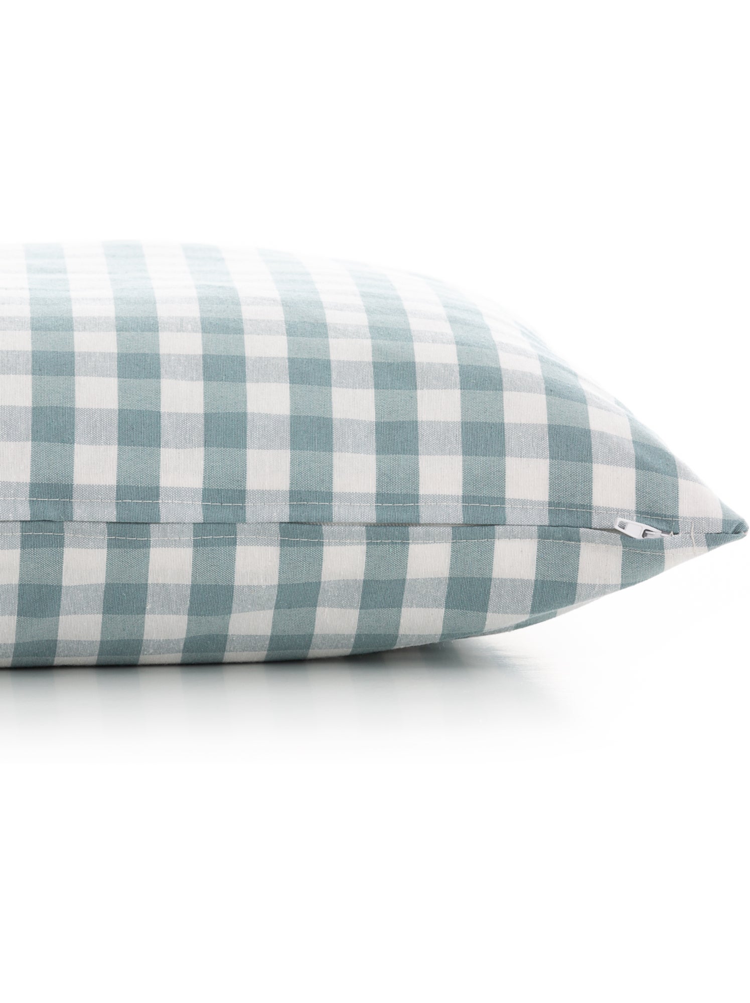 Pack de deux housses de coussin à carreaux vichy, en tissu imperméable -  Gamusi. - Vert d'eau