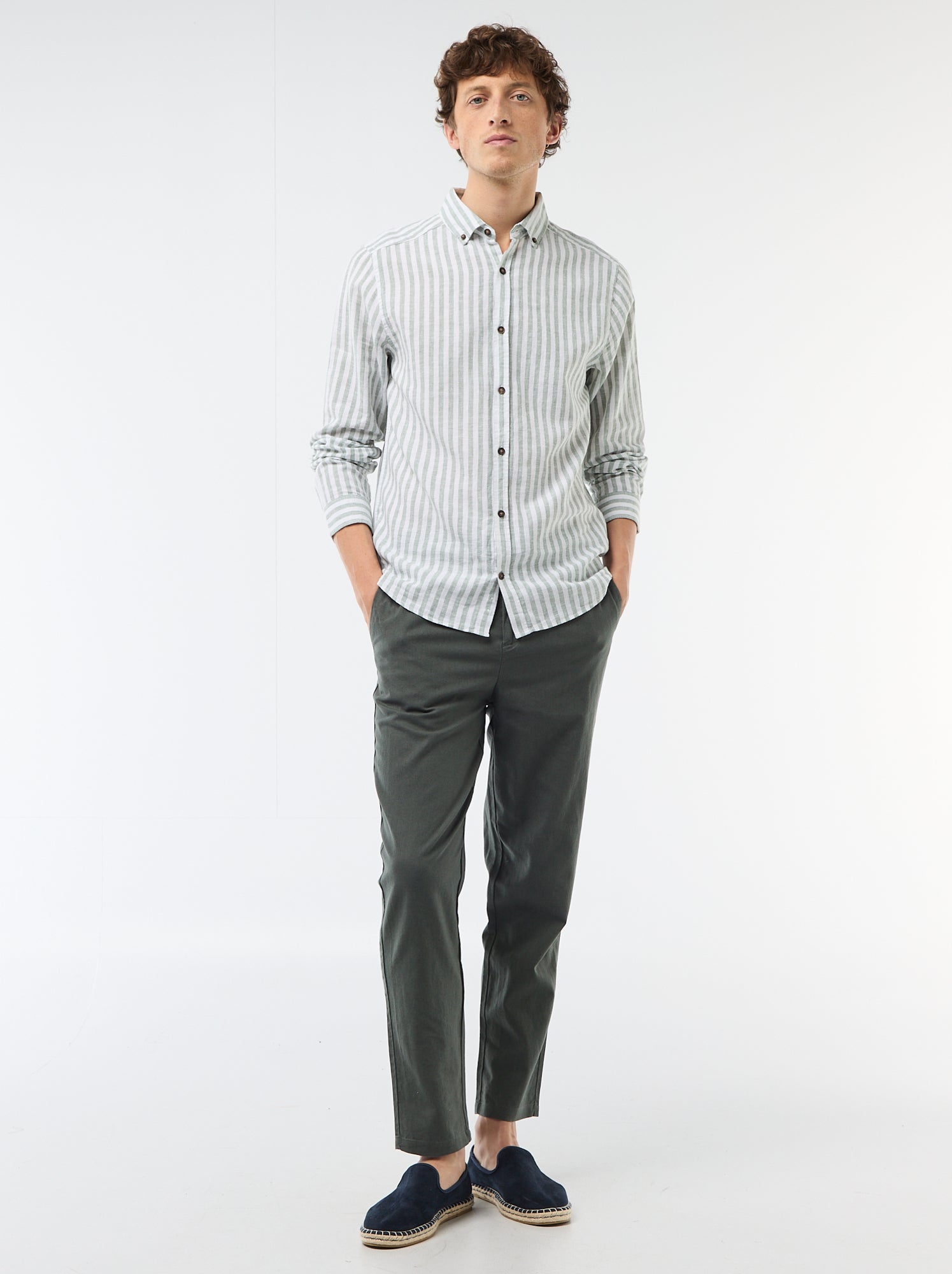 Pantalon chino regular en lin mélangé - Vert