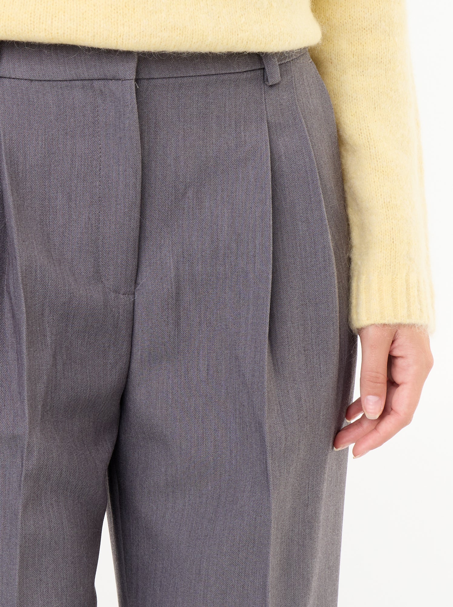 Pantalon coupe carotte taille haute - Gris