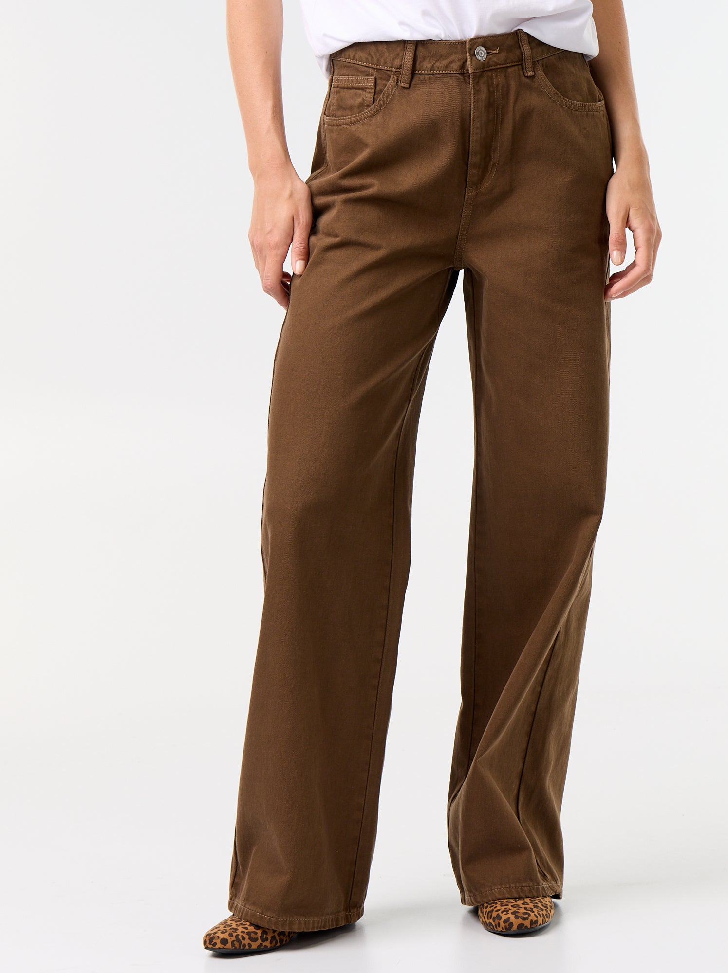 Pantalon en twill taille haute coupe wide leg - Marron (GBL73_1)