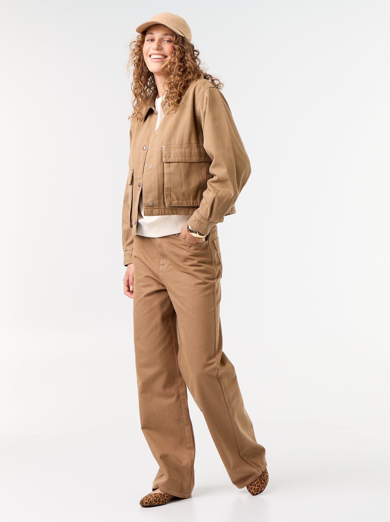 Pantalon en twill taille haute coupe wide leg - Marron (GBL73_3)