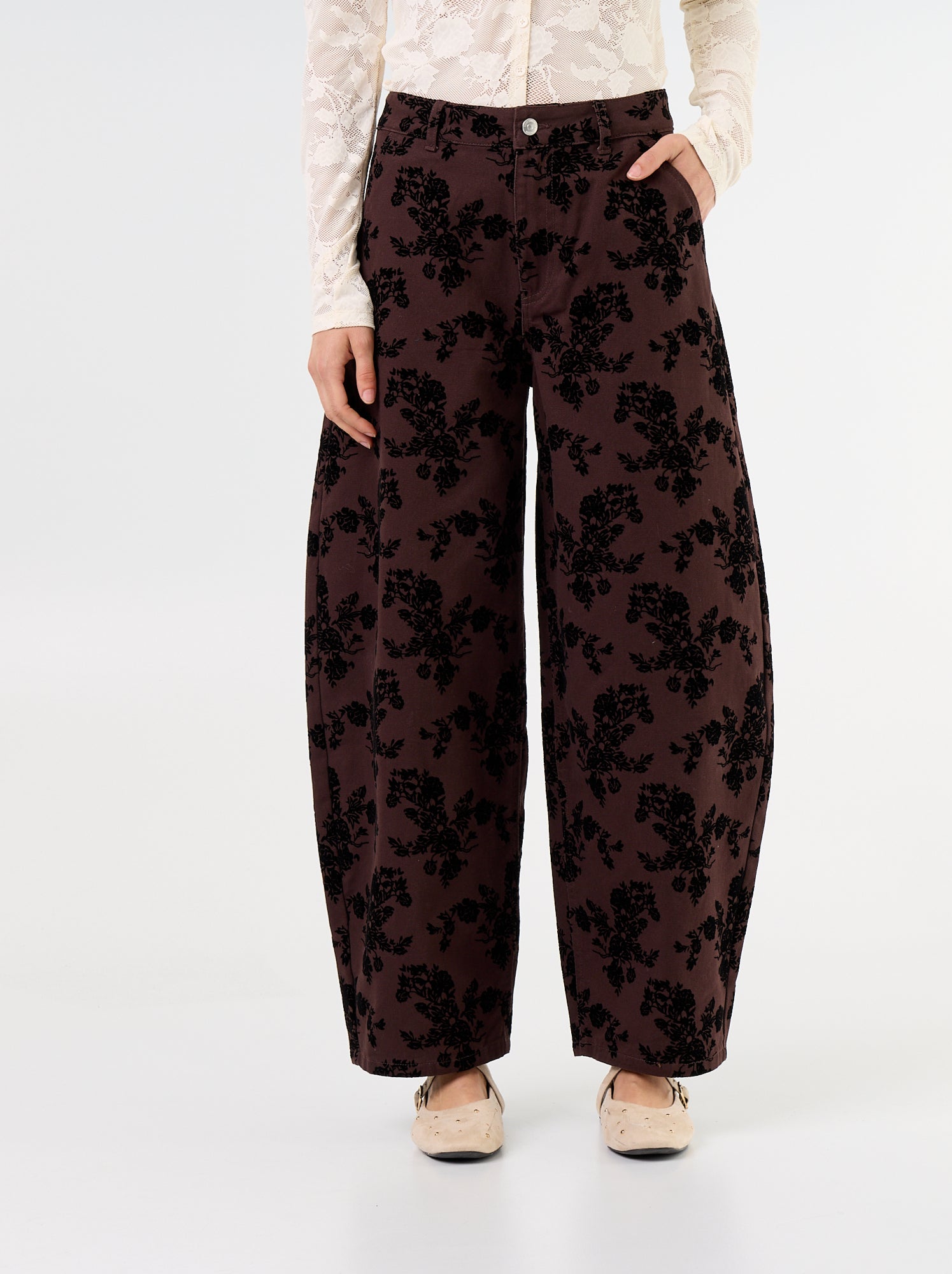 Pantalon forme barrel avec flocage - Marron
