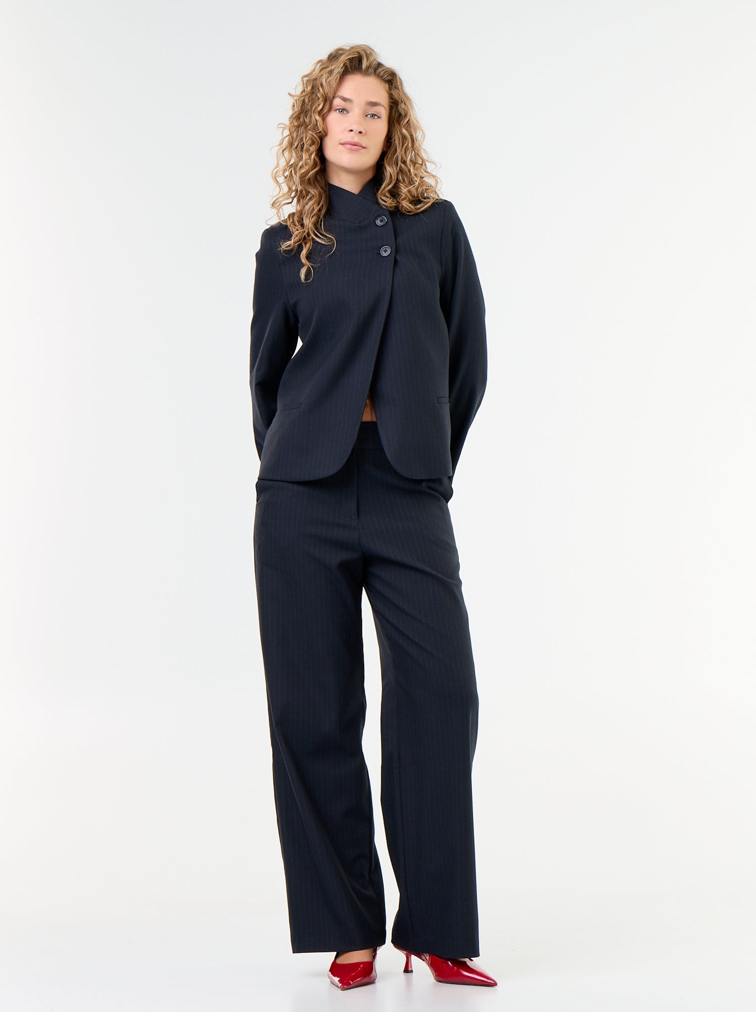 Pantalon large avec boutons dorés - Bleu